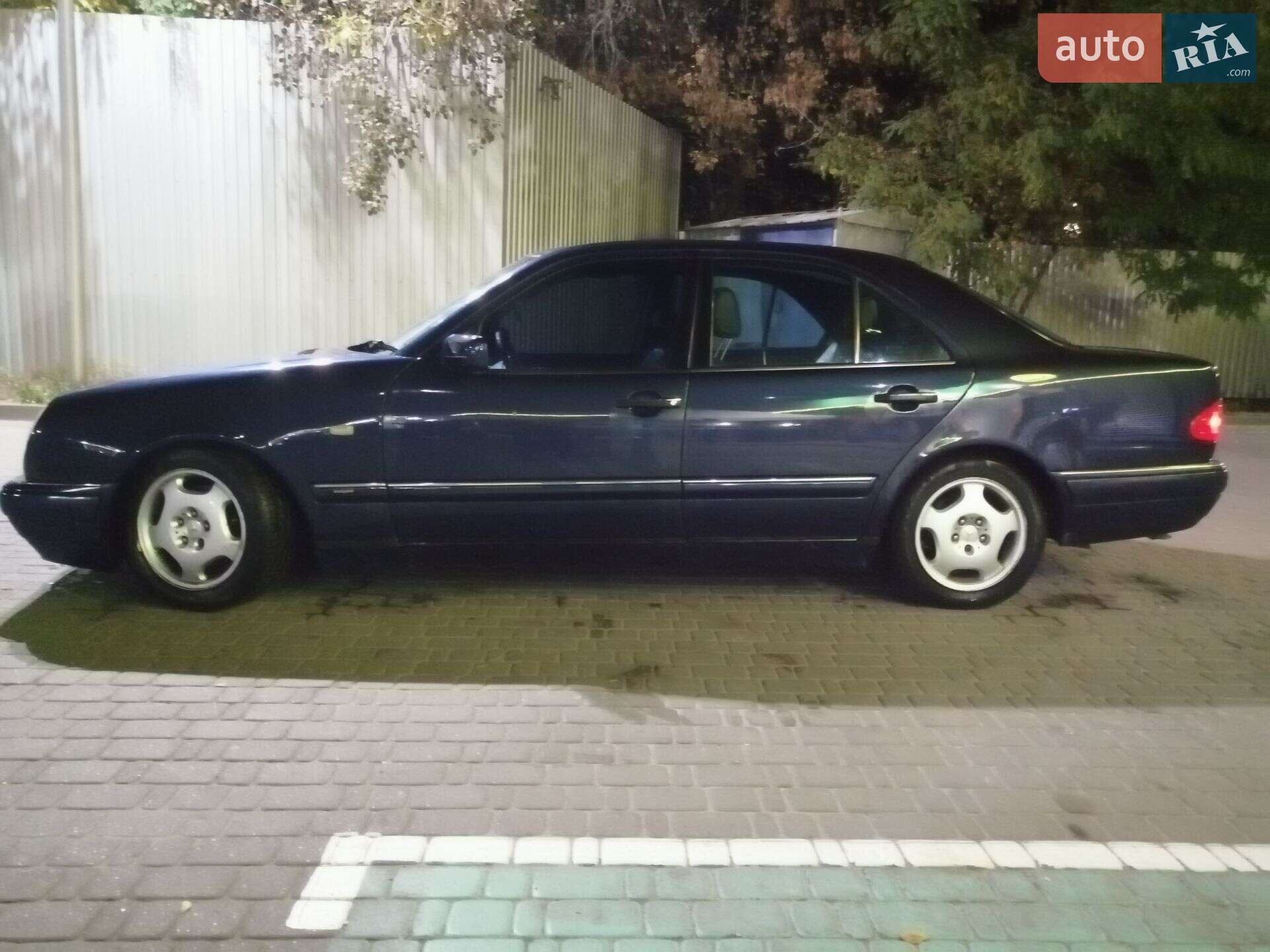 Mercedes-Benz E-Class 1997 VIN WDB2100531A372032 фото оголошення 5 з 31