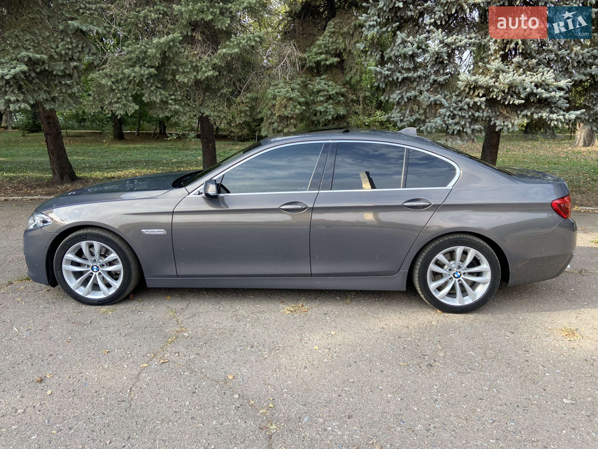 BMW 5 Series 2016 VIN WBA5E71010G568986 фото оголошення 10 з 26
