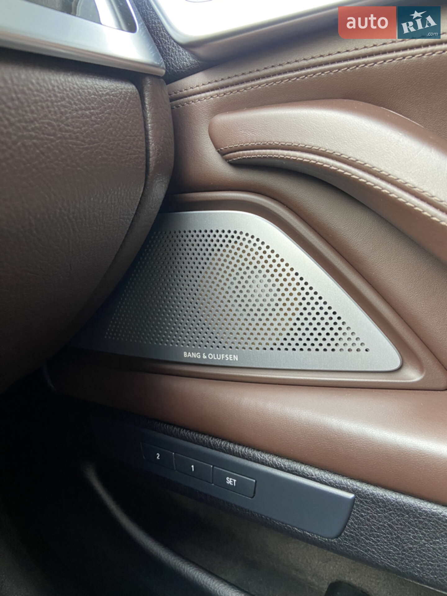 BMW 5 Series 2016 VIN WBA5E71010G568986 фото оголошення 16 з 26