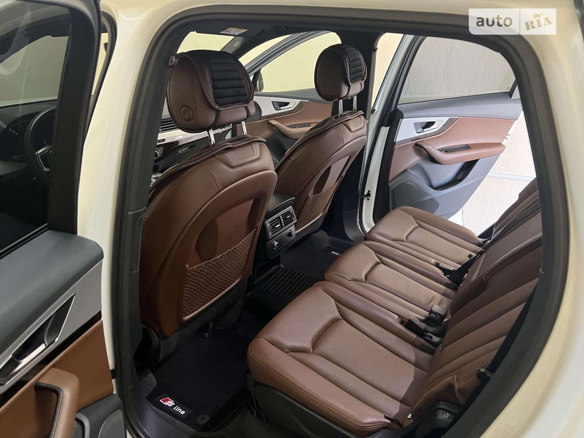 Audi Q7 2017 VIN WAUZZZ4M0HD036030 фото оголошення 7 з 16