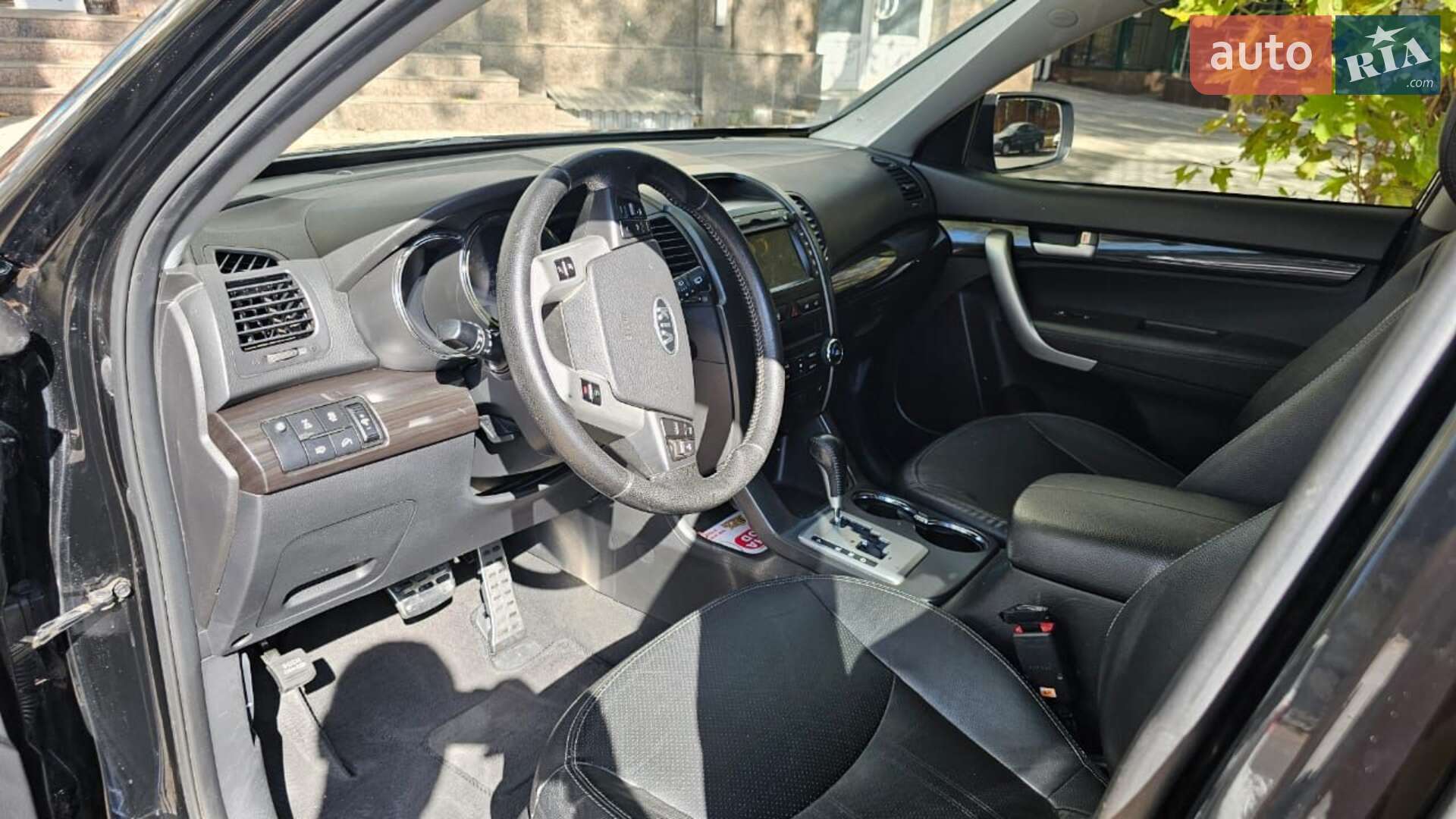 Kia Sorento 2011 VIN KNAKU814DC5201582 фото оголошення 22 з 38