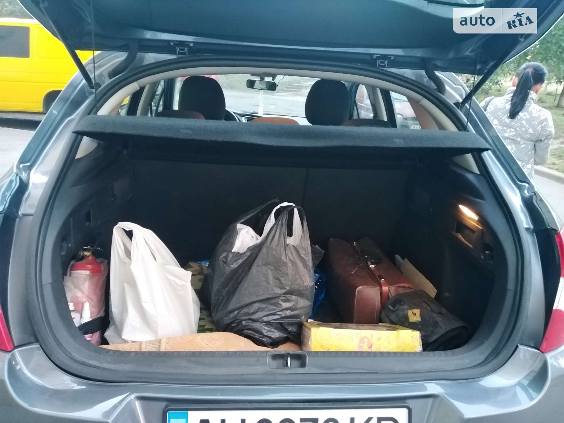 Citroen C4 2011 VIN VF7NCNFUCBY639006 фото оголошення 4 з 7