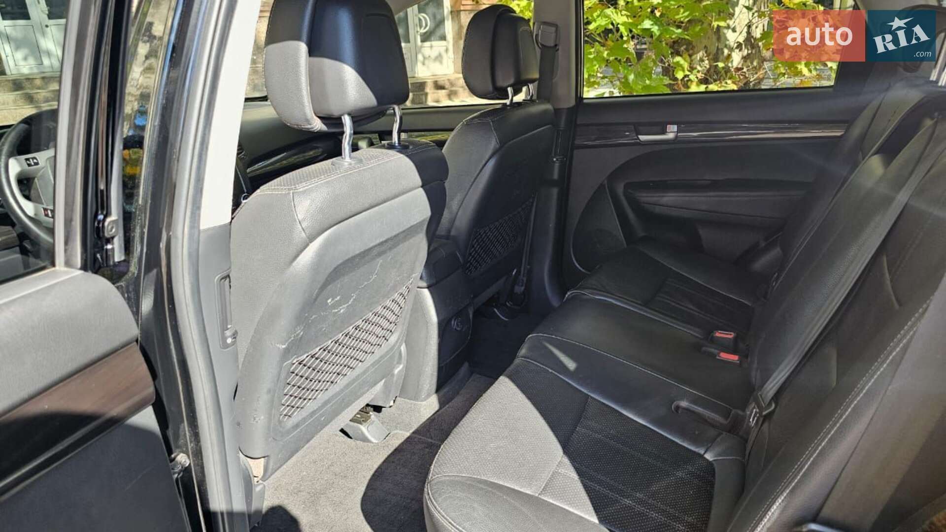 Kia Sorento 2011 VIN KNAKU814DC5201582 фото оголошення 25 з 38