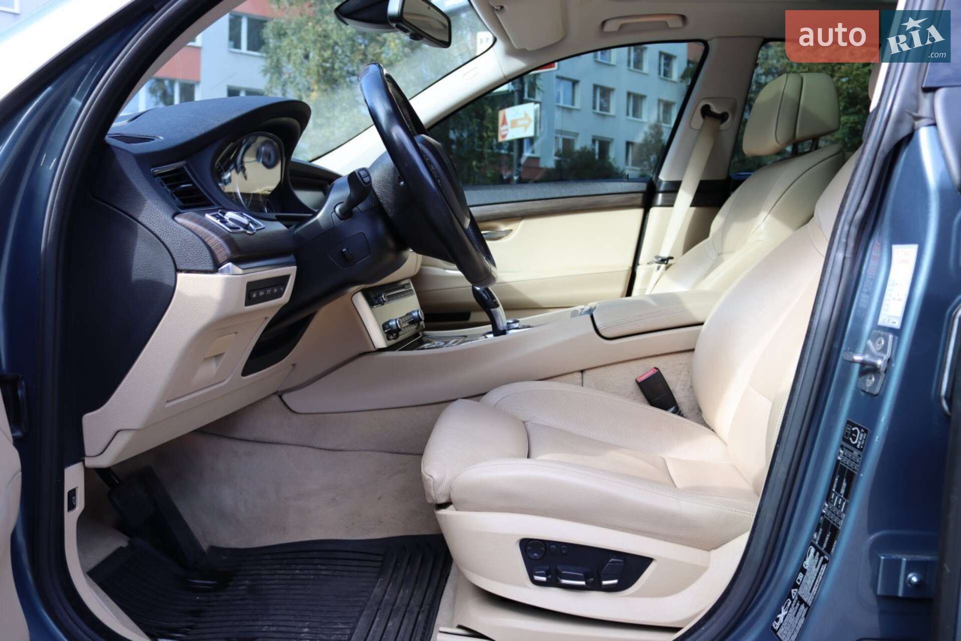 BMW 5 Series GT 2011 VIN WBASP81050C353945 фото оголошення 15 з 42