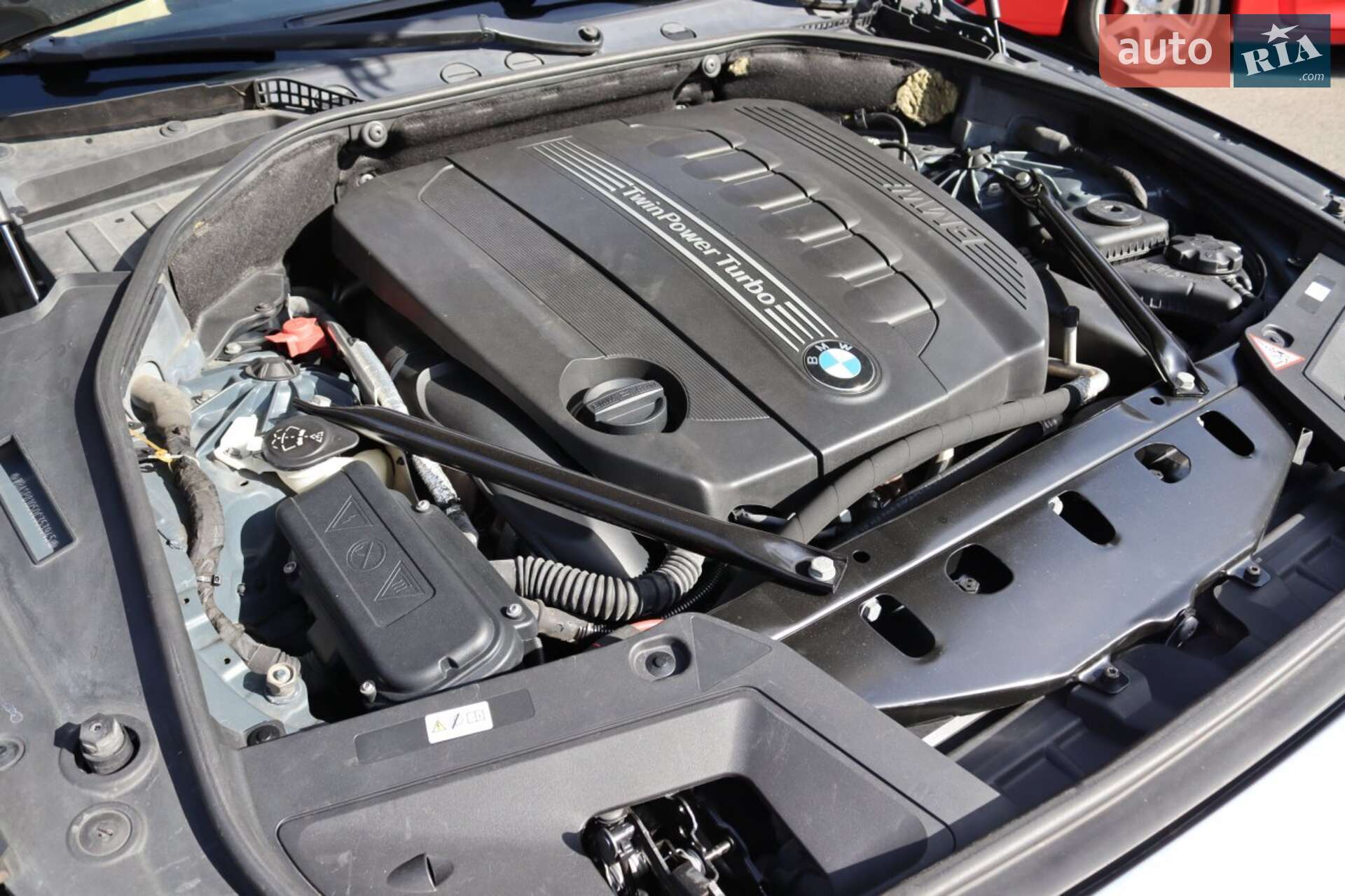 BMW 5 Series GT 2011 VIN WBASP81050C353945 фото оголошення 13 з 42