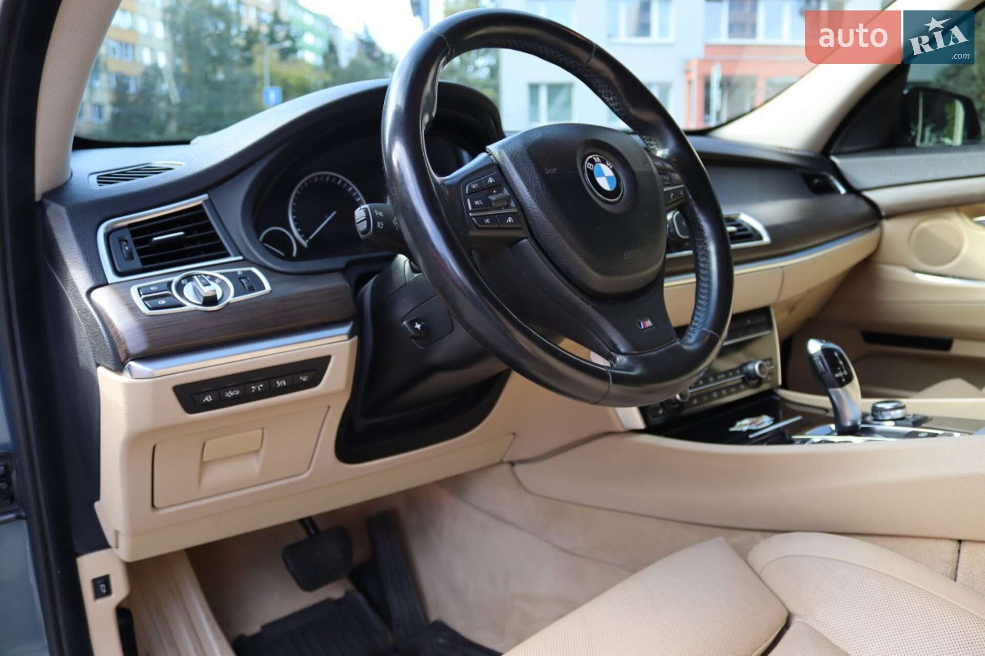 BMW 5 Series GT 2011 VIN WBASP81050C353945 фото оголошення 17 з 42