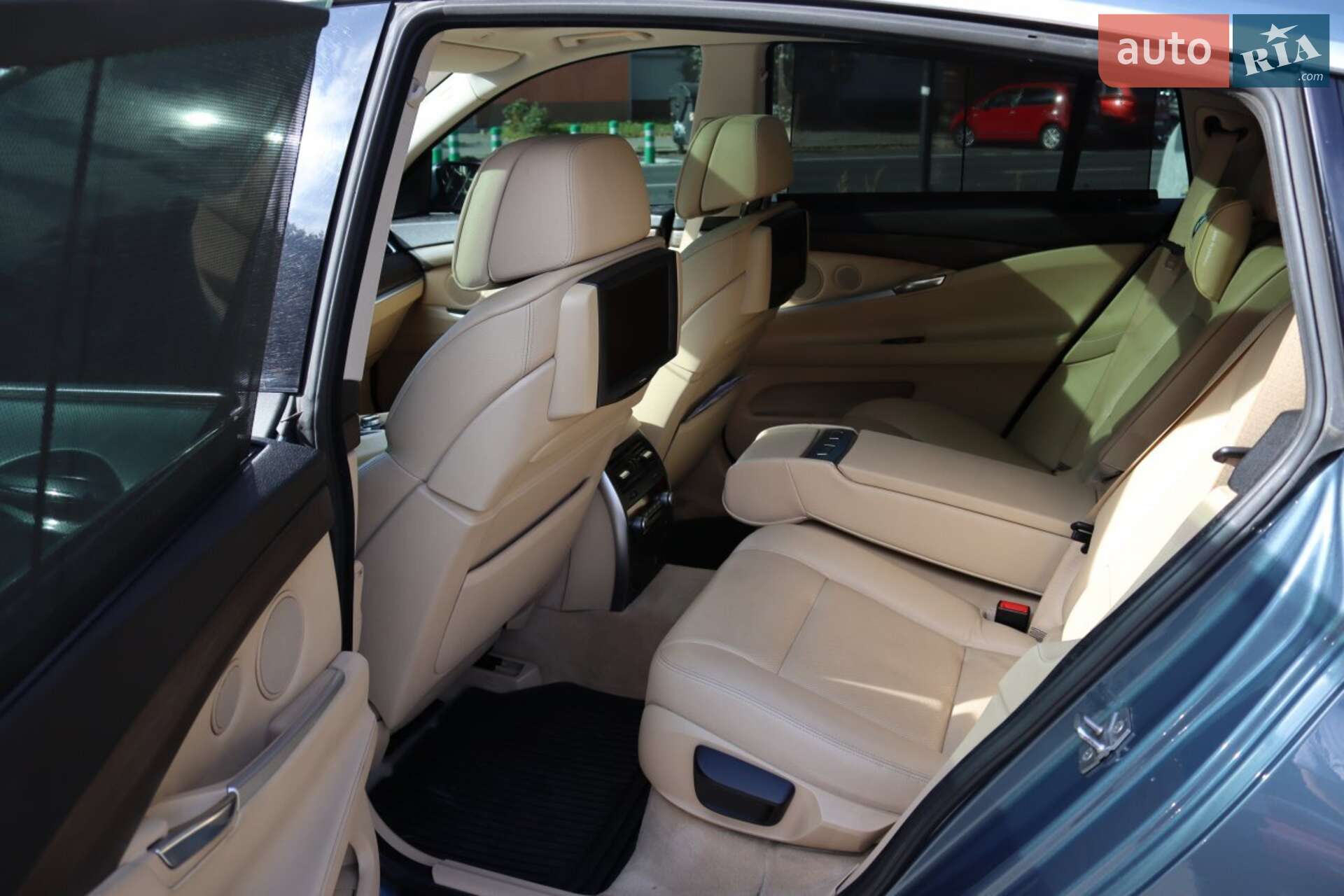 BMW 5 Series GT 2011 VIN WBASP81050C353945 фото оголошення 31 з 42