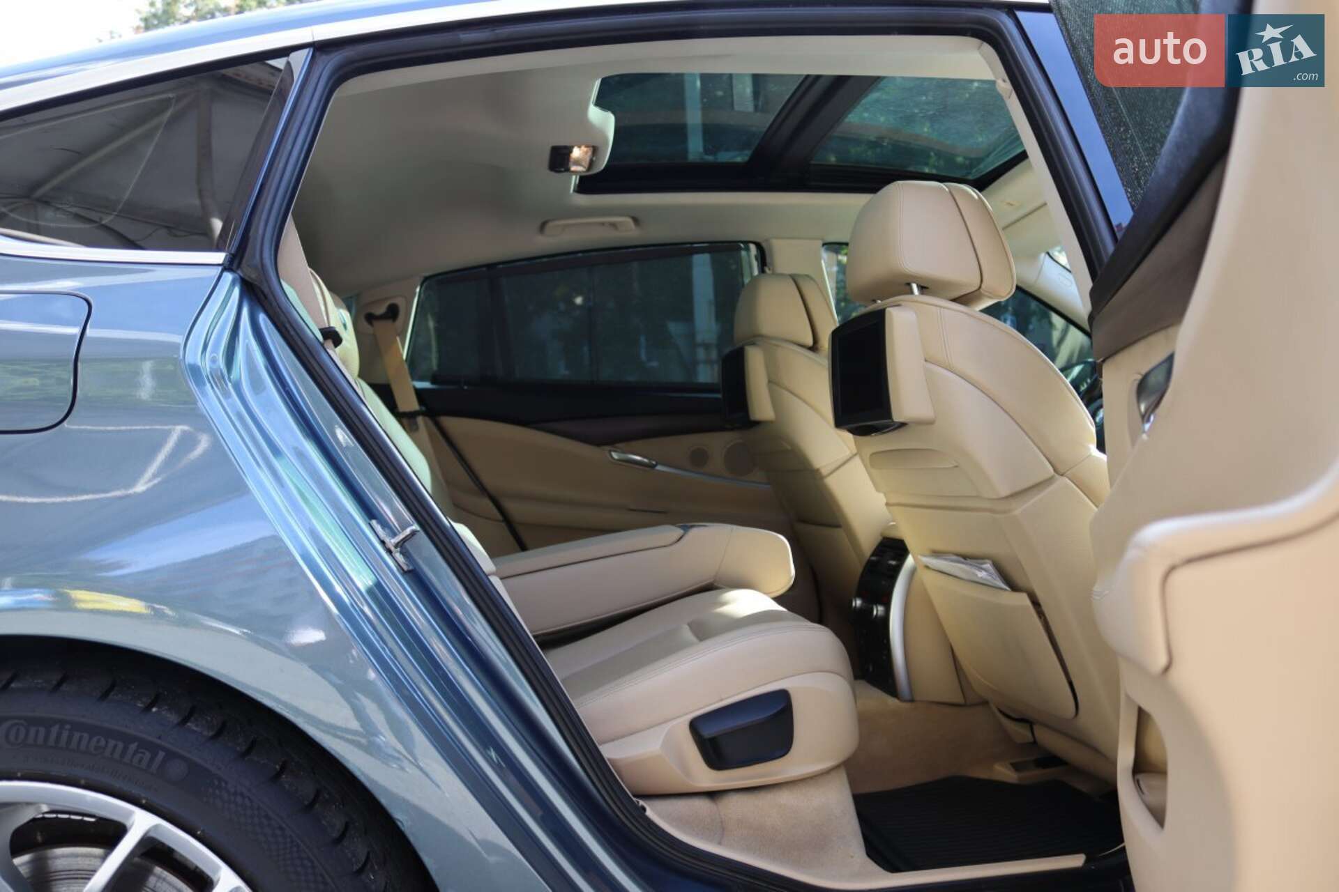 BMW 5 Series GT 2011 VIN WBASP81050C353945 фото оголошення 34 з 42