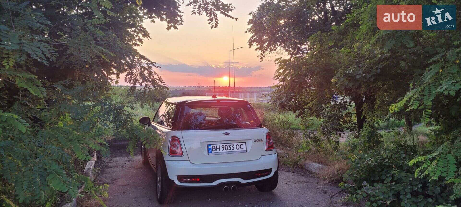 MINI Hatch 2011 VIN WMWSV3C52BTY13793 фото оголошення 10 з 11