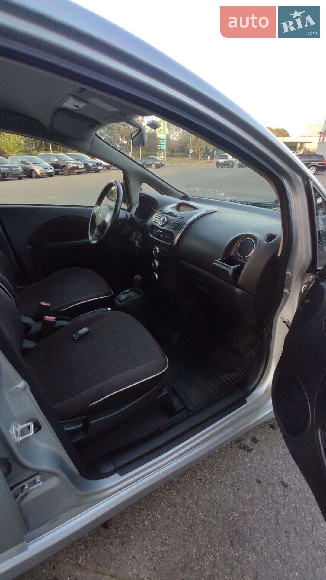 Mitsubishi i-MiEV 2014 VIN JMBLDHA4WDU000937 фото оголошення 2 з 13