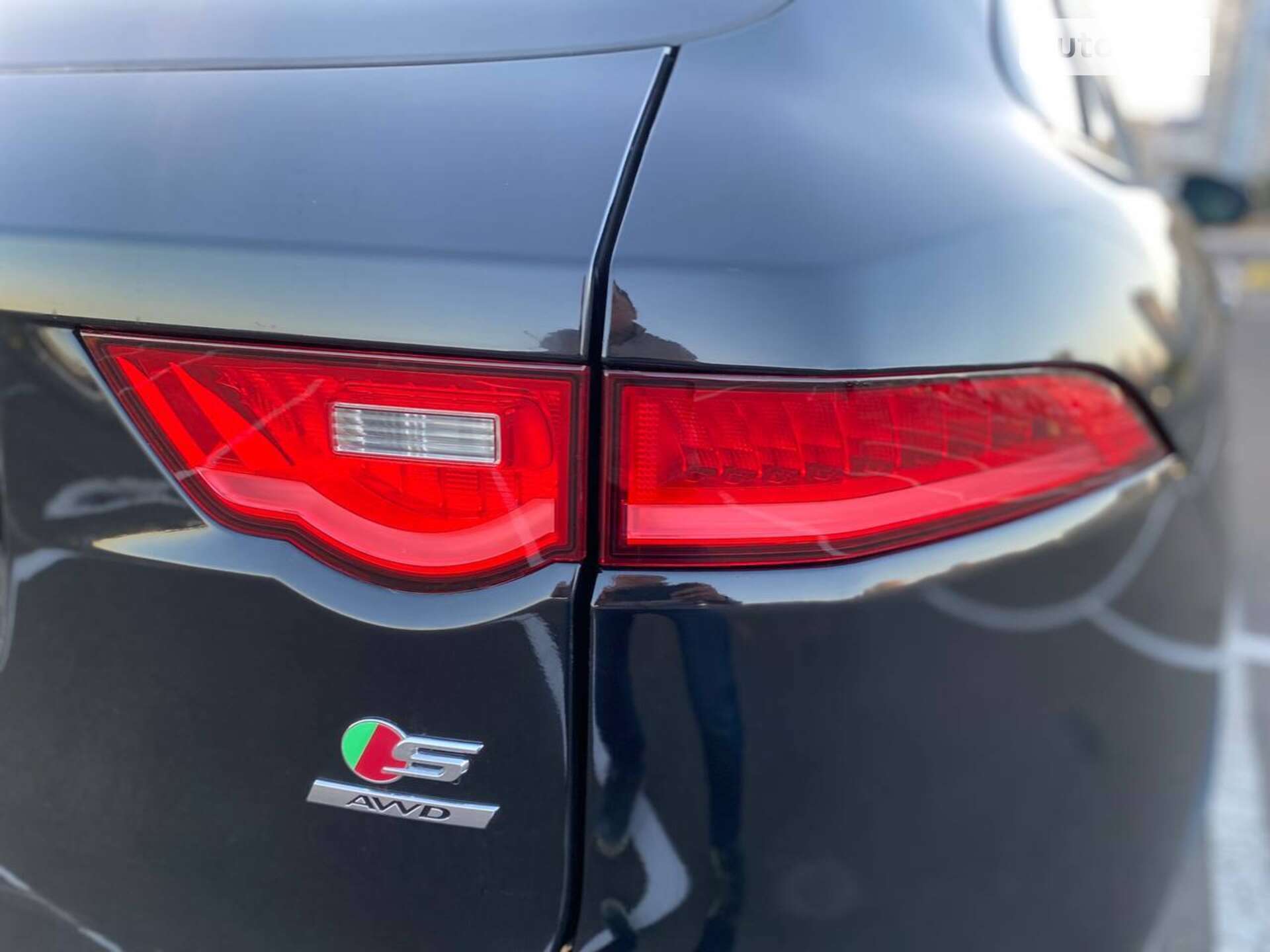 Jaguar F-Pace 2016 VIN SADCM2BV0HA078651 фото оголошення 2 з 67
