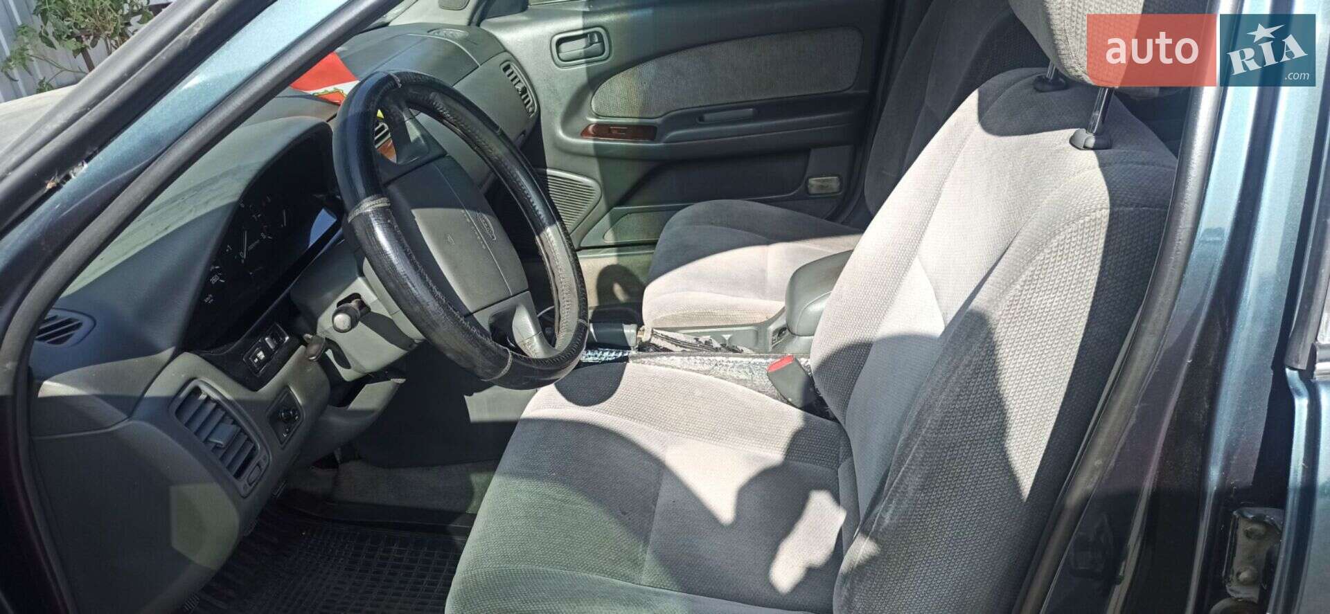 Nissan Maxima 1996 VIN JN1CAUA32U0004947 фото оголошення 12 з 14