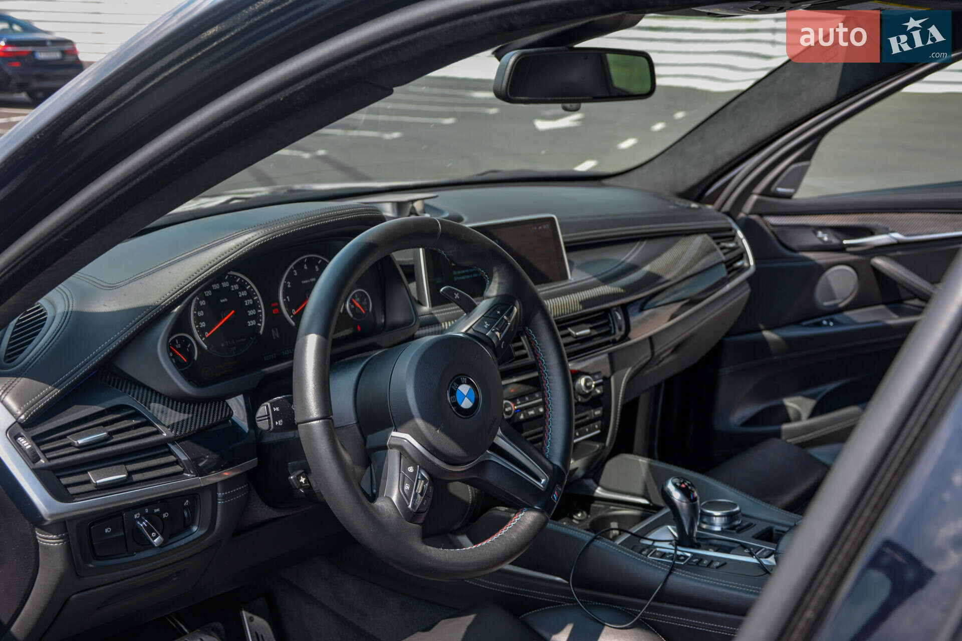 BMW X6 M 2016 VIN 5YMKW8C58H0U71698 фото оголошення 2 з 9