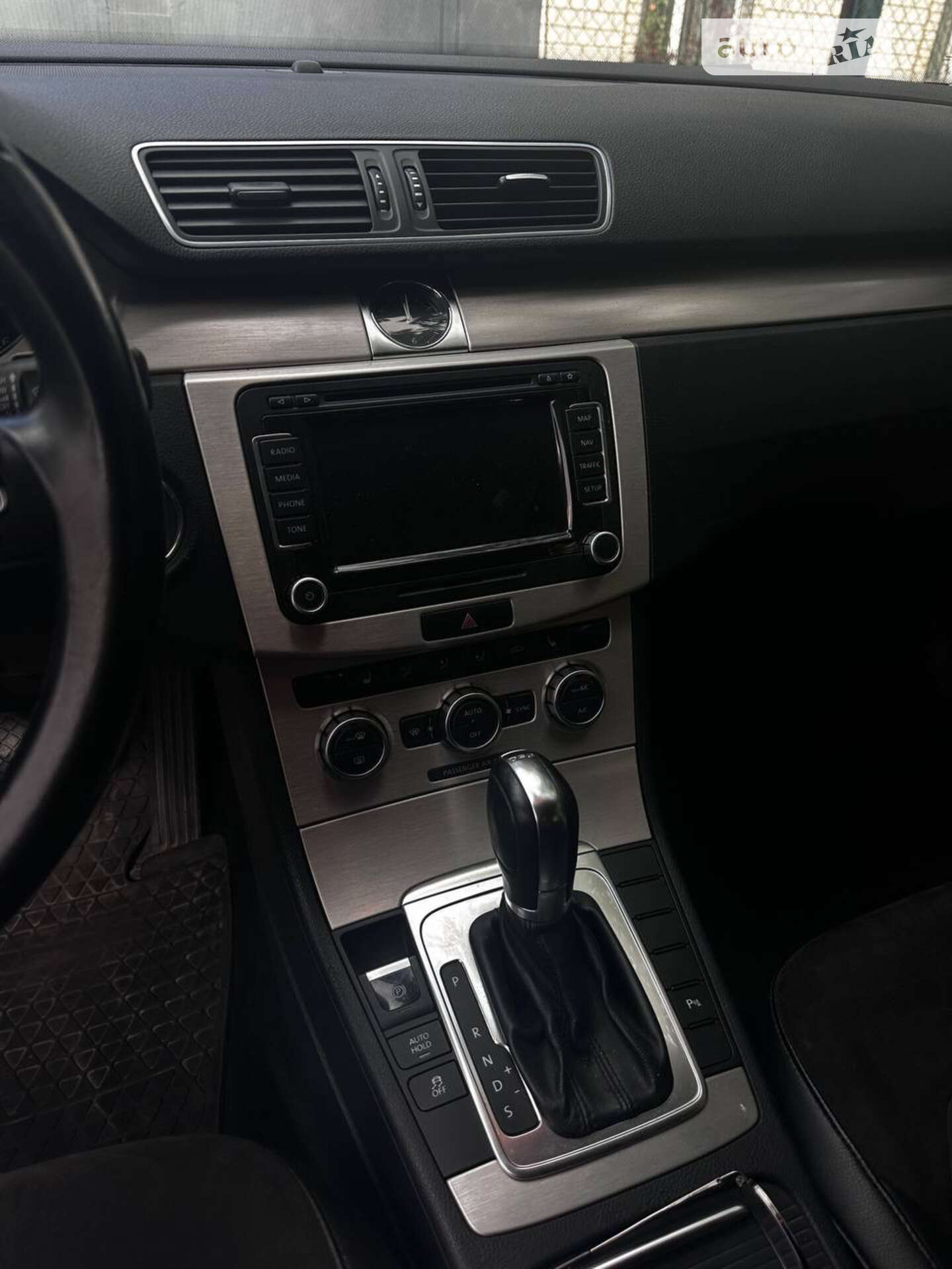 Volkswagen Passat 2013 VIN WVWZZZ3CZDP030695 фото оголошення 8 з 14