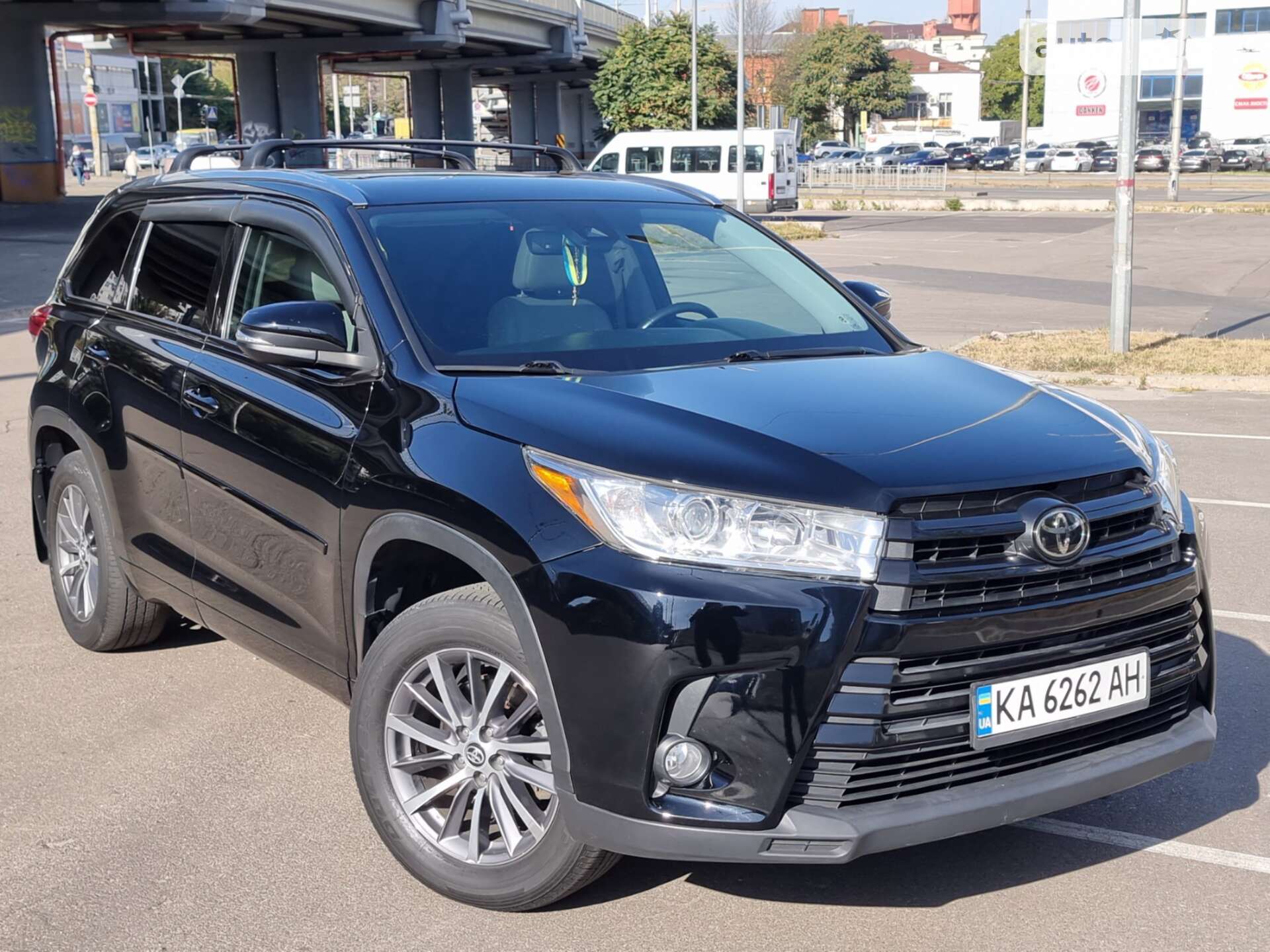 Toyota Highlander 2017 VIN 5TDJZRFH1HS516386 фото оголошення 7 з 20