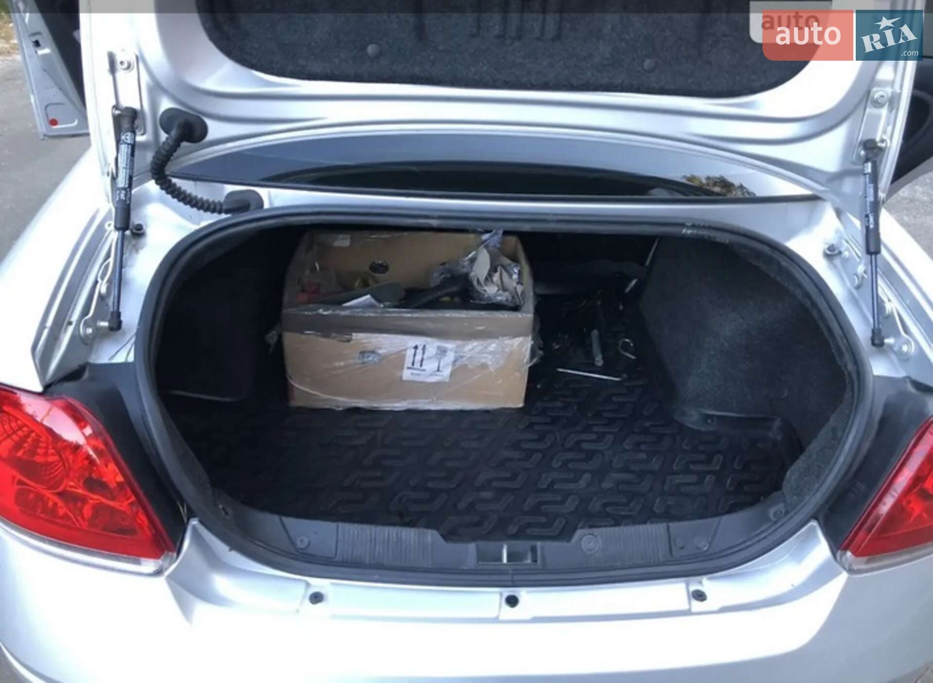 Fiat Linea 2013 VIN ZFA32300006619147 фото оголошення 10 з 16