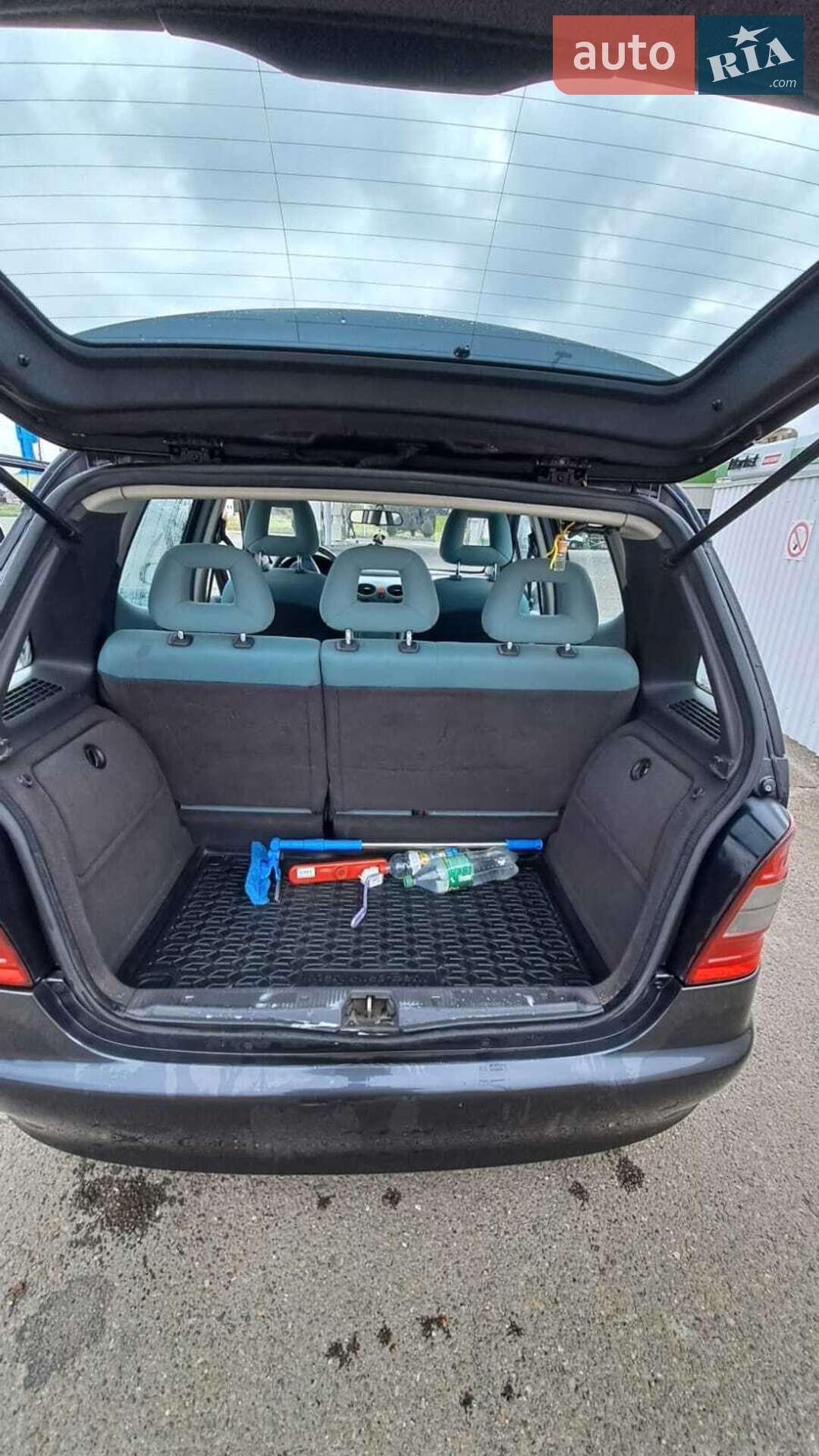 Mercedes-Benz A-Class 2001 VIN WDB1680081J562614 фото оголошення 9 з 9