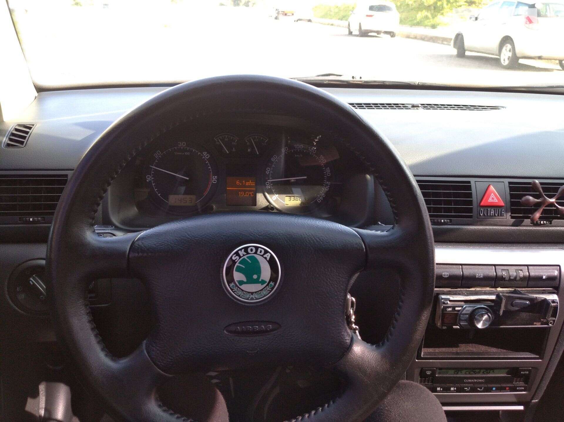 Skoda Octavia 2006 VIN TMBJS21U478852584 фото оголошення 5 з 10