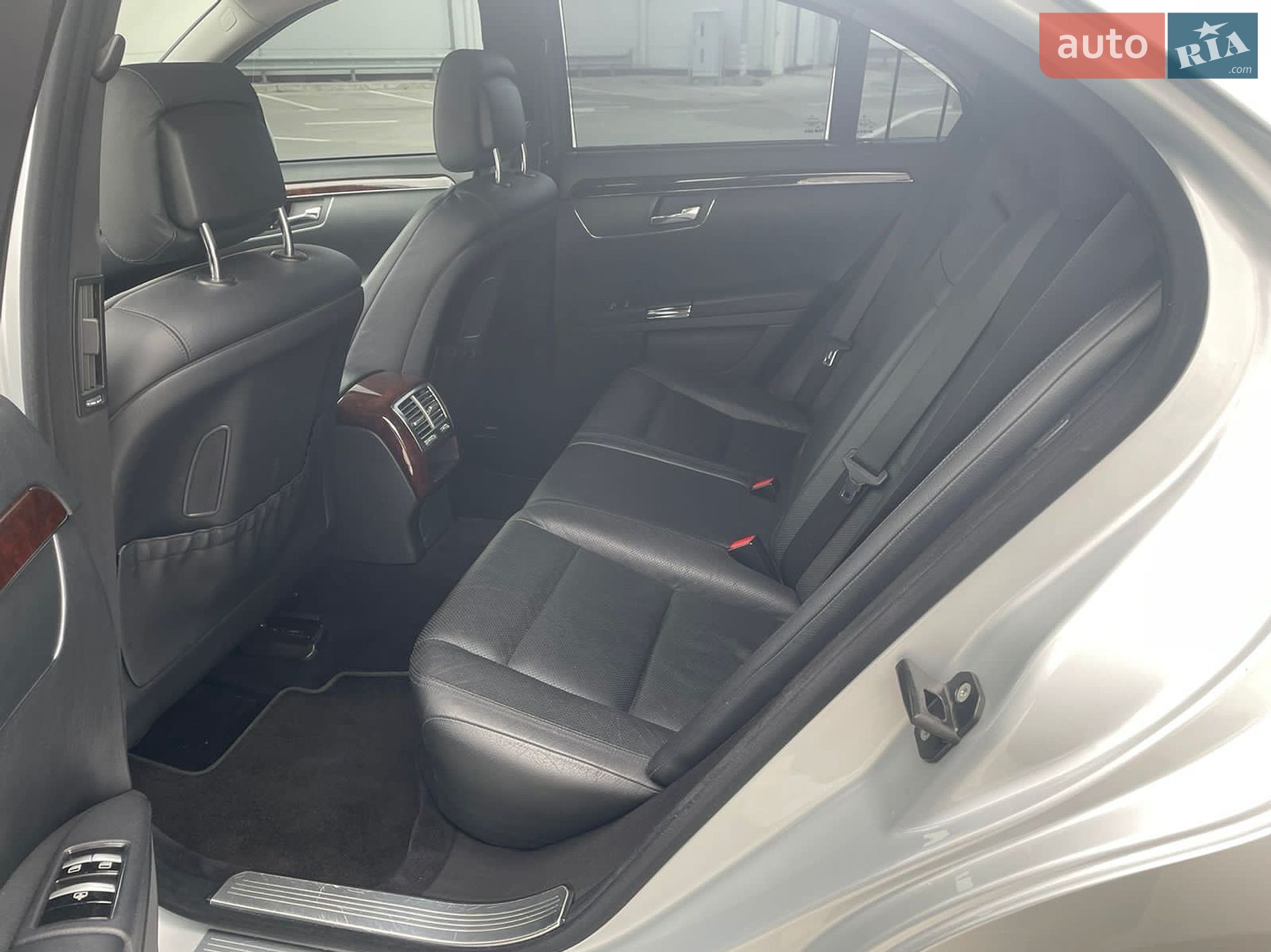 Mercedes-Benz S-Class 2010 VIN WDD2210801A360950 фото оголошення 10 з 25