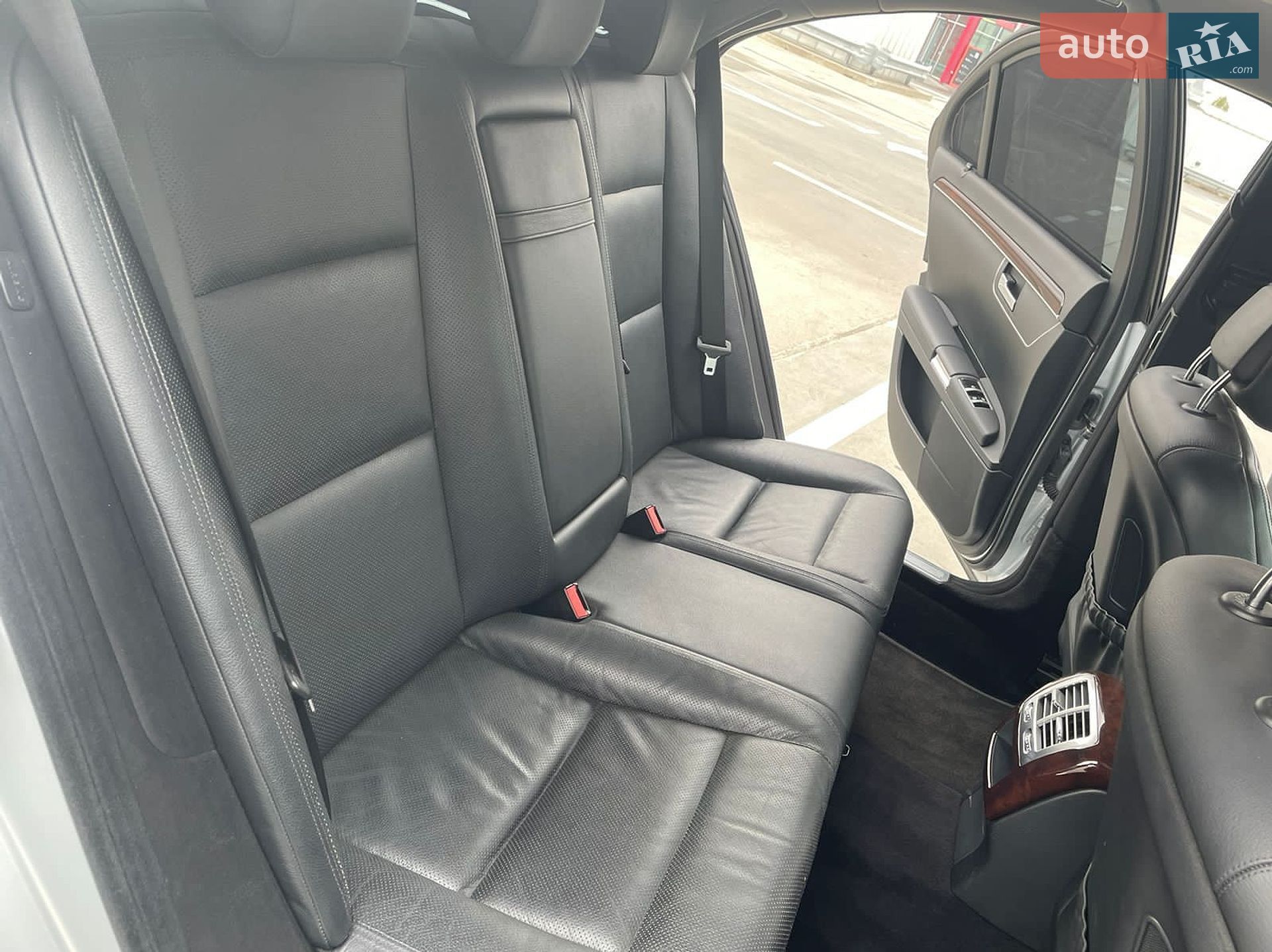 Mercedes-Benz S-Class 2010 VIN WDD2210801A360950 фото оголошення 12 з 25