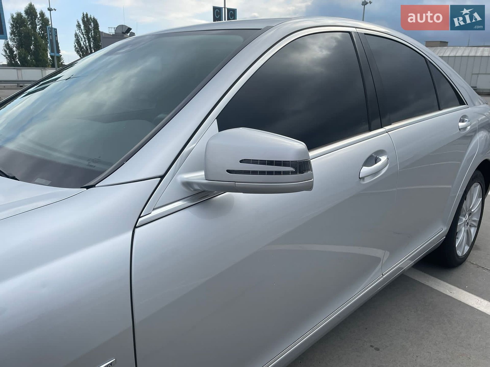 Mercedes-Benz S-Class 2010 VIN WDD2210801A360950 фото оголошення 18 з 25