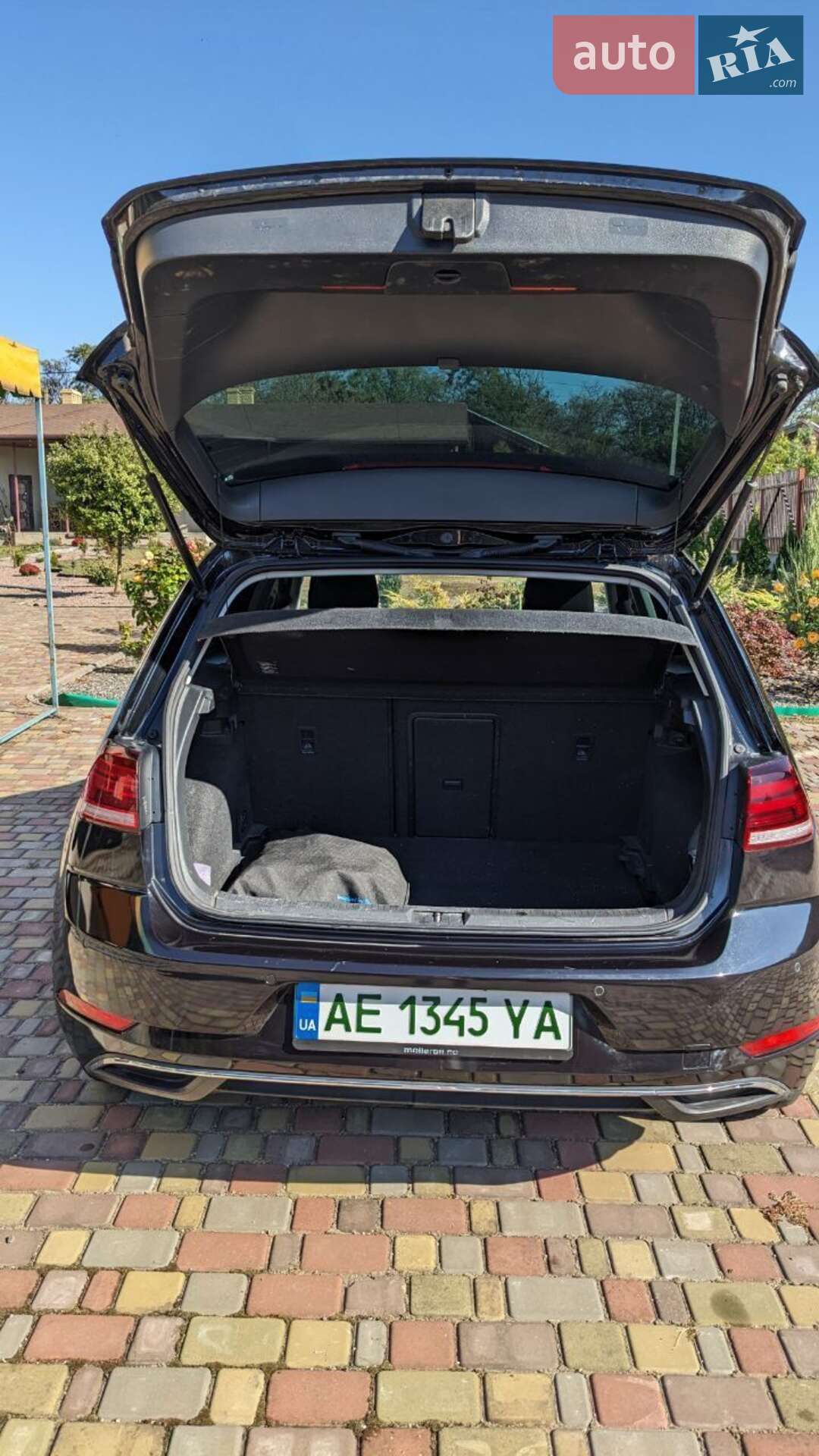 Volkswagen e-Golf 2017 VIN WVWZZZAUZH8950057 фото оголошення 7 з 18