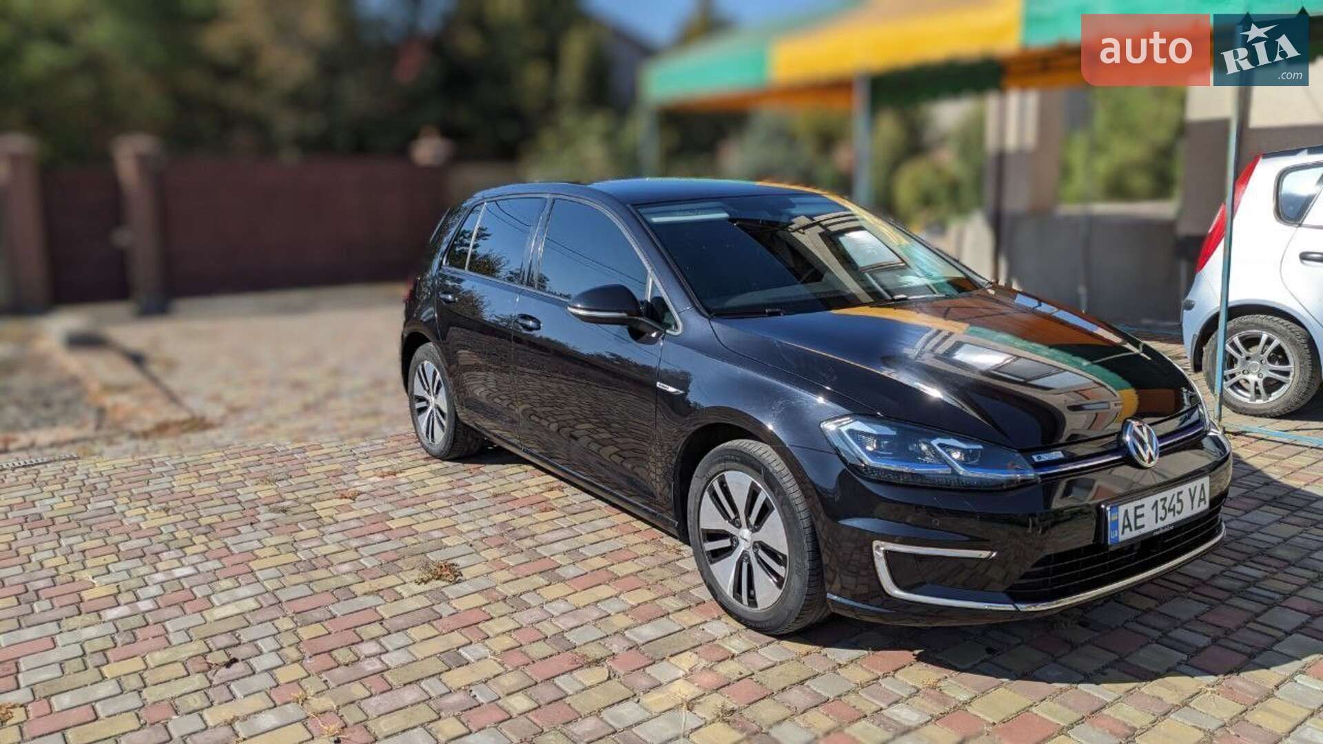 Volkswagen e-Golf 2017 VIN WVWZZZAUZH8950057 фото оголошення 11 з 18