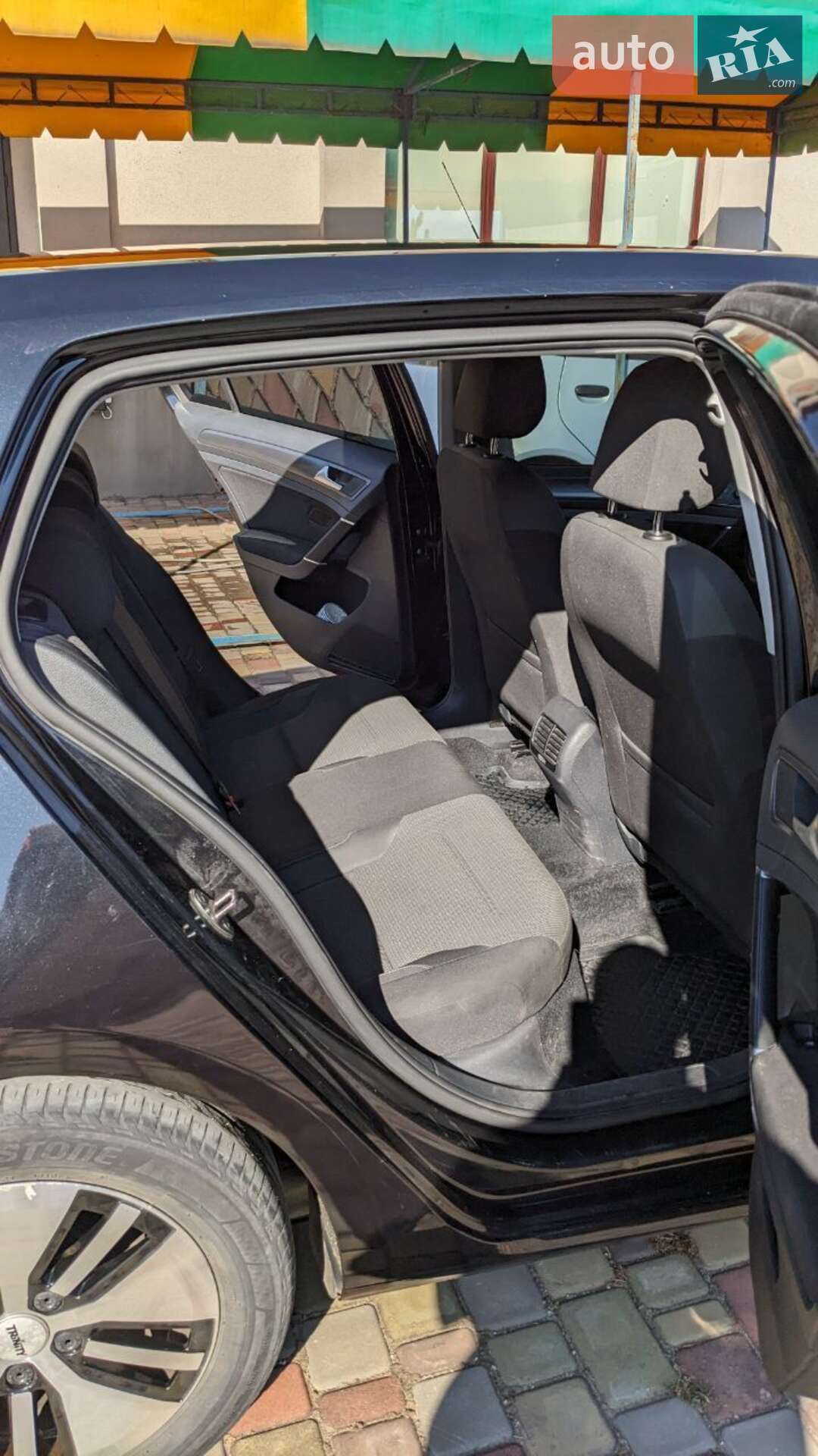 Volkswagen e-Golf 2017 VIN WVWZZZAUZH8950057 фото оголошення 12 з 18