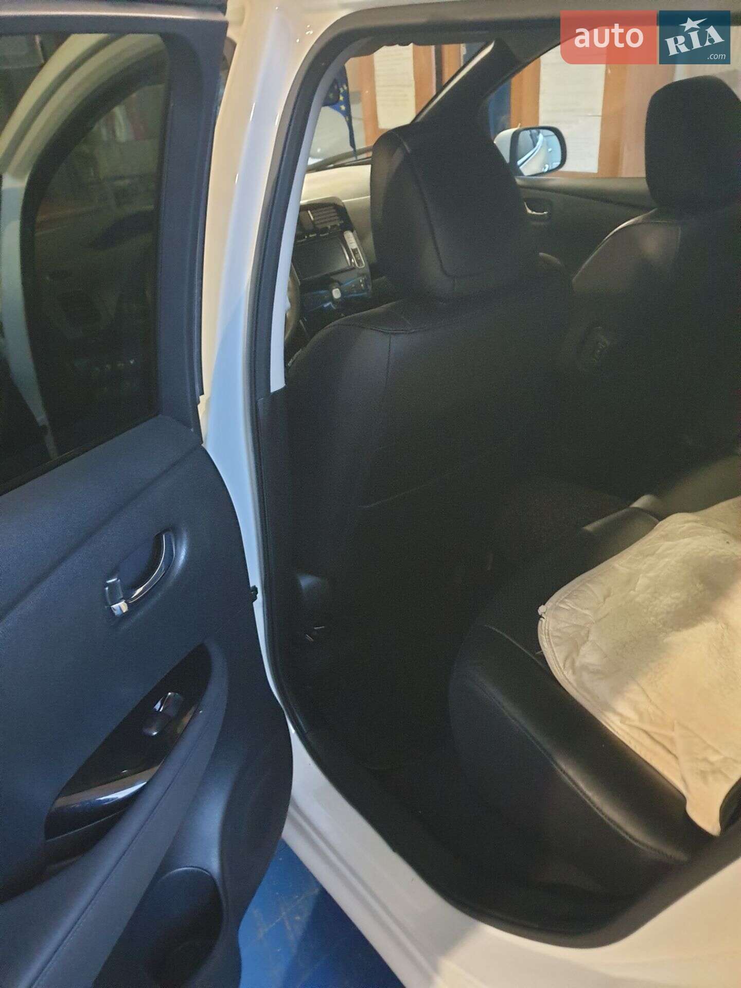 Nissan Leaf 2017 VIN SJNFAAZE0U6073197 фото оголошення 18 з 67