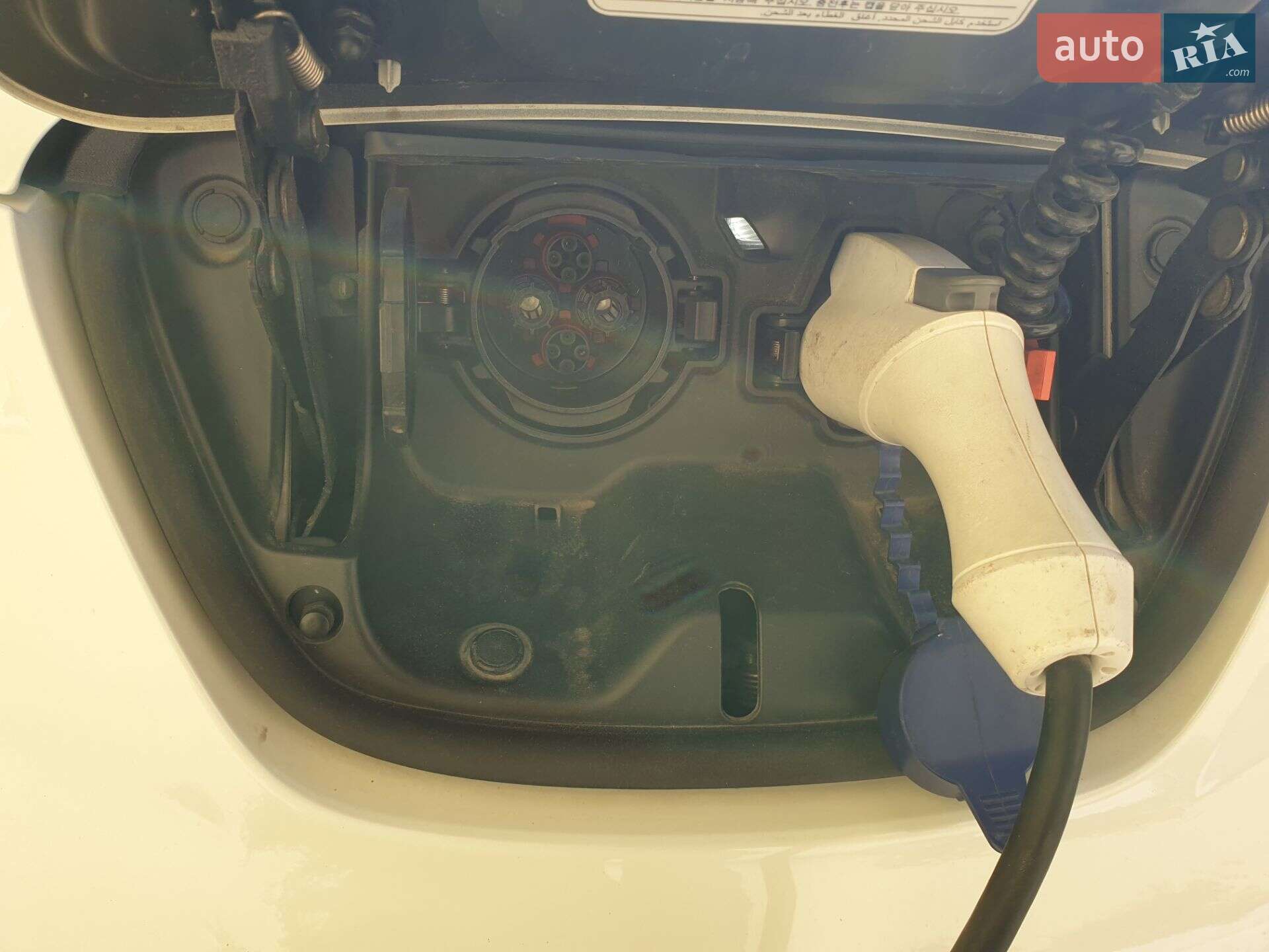 Nissan Leaf 2017 VIN SJNFAAZE0U6073197 фото оголошення 34 з 67