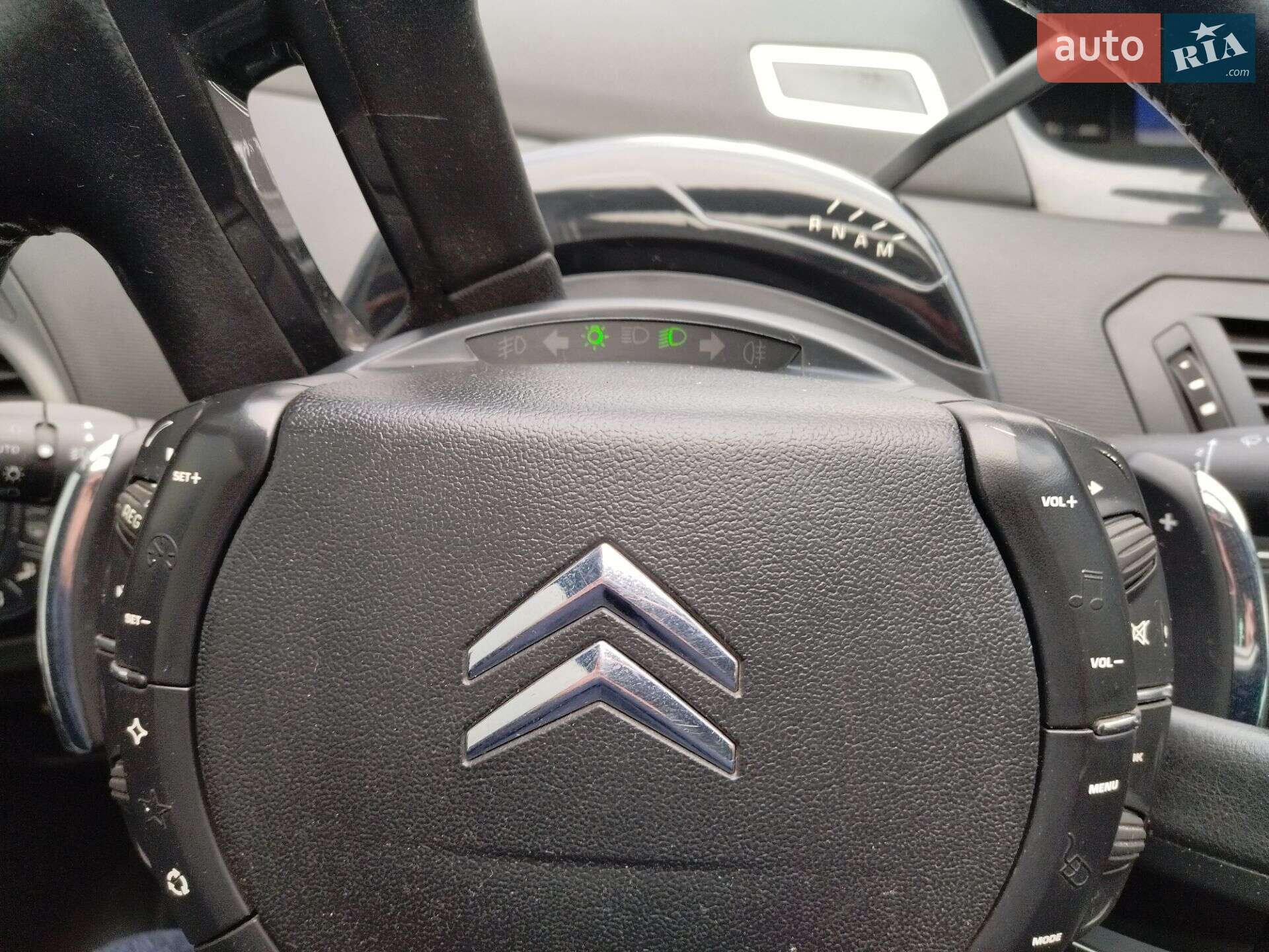 Citroen C4 Picasso 2008 VIN VF7UARHJH45392201 фото оголошення 8 з 12