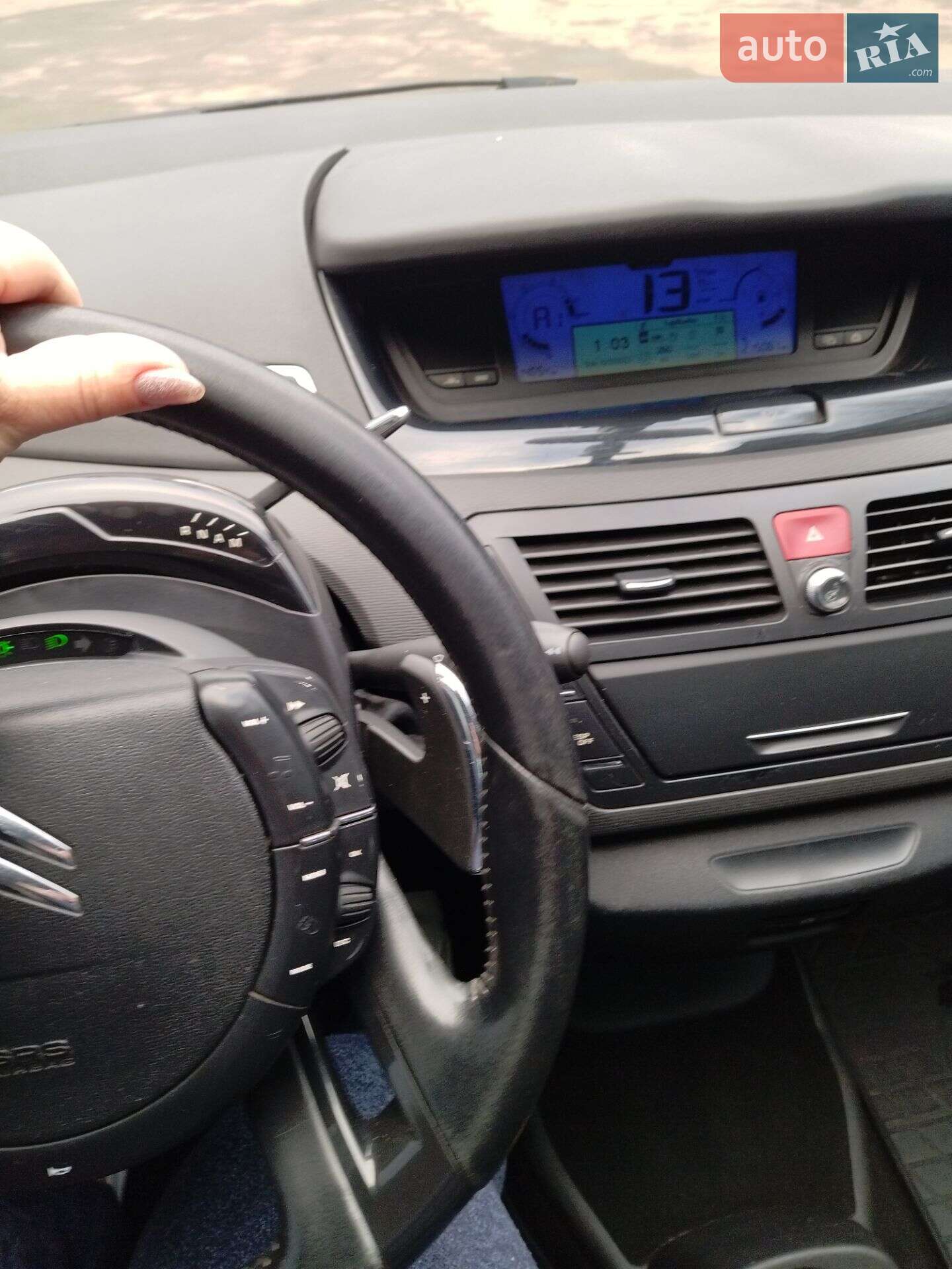 Citroen C4 Picasso 2008 VIN VF7UARHJH45392201 фото оголошення 11 з 12
