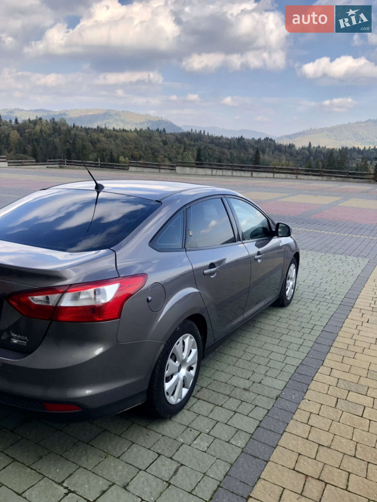 Ford Focus 2013 VIN WF0MXXGCBMDB66051 фото оголошення 5 з 6