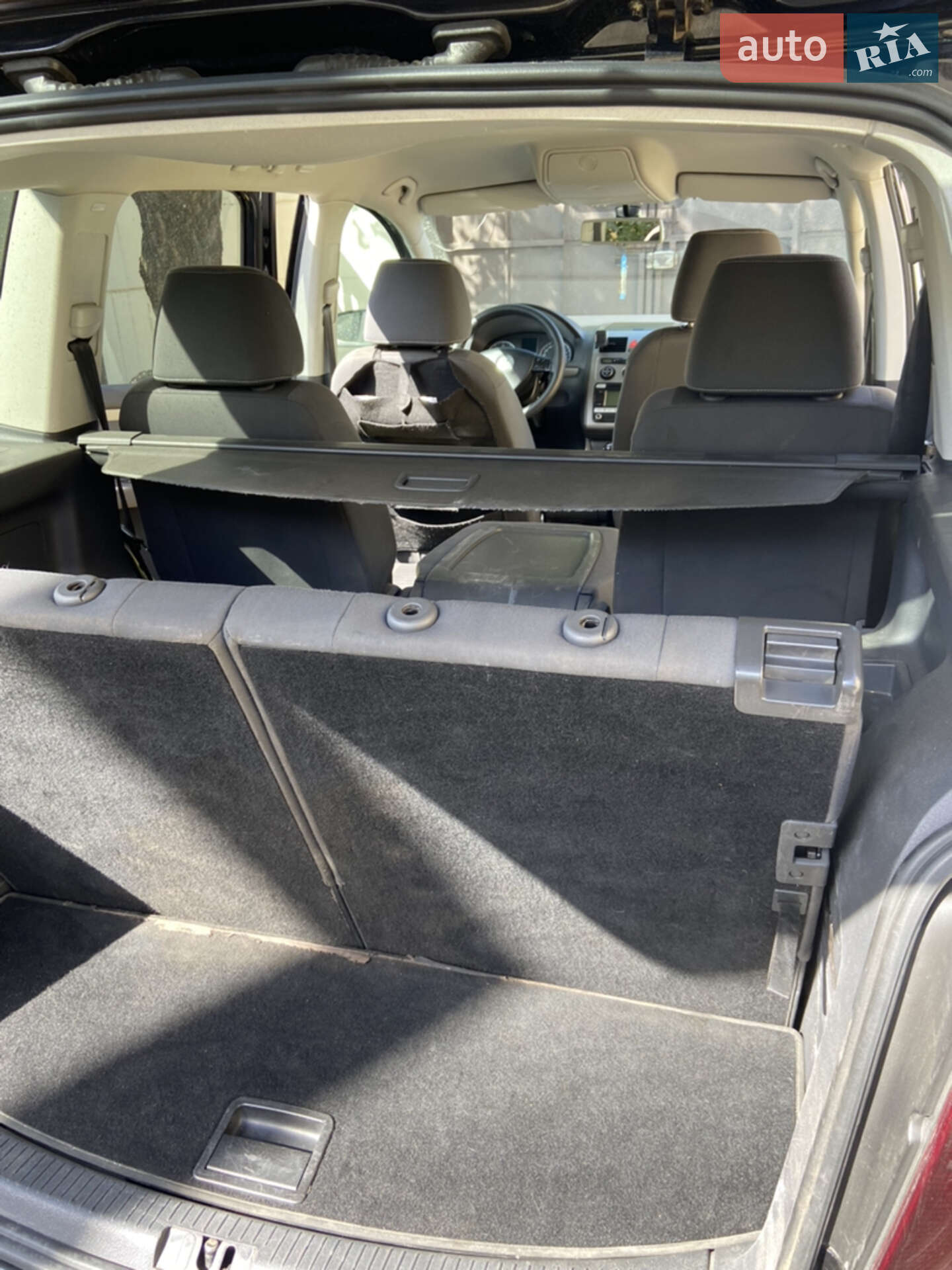 Volkswagen Touran 2009 VIN WVGZZZ1TZ9W084094 фото оголошення 28 з 37