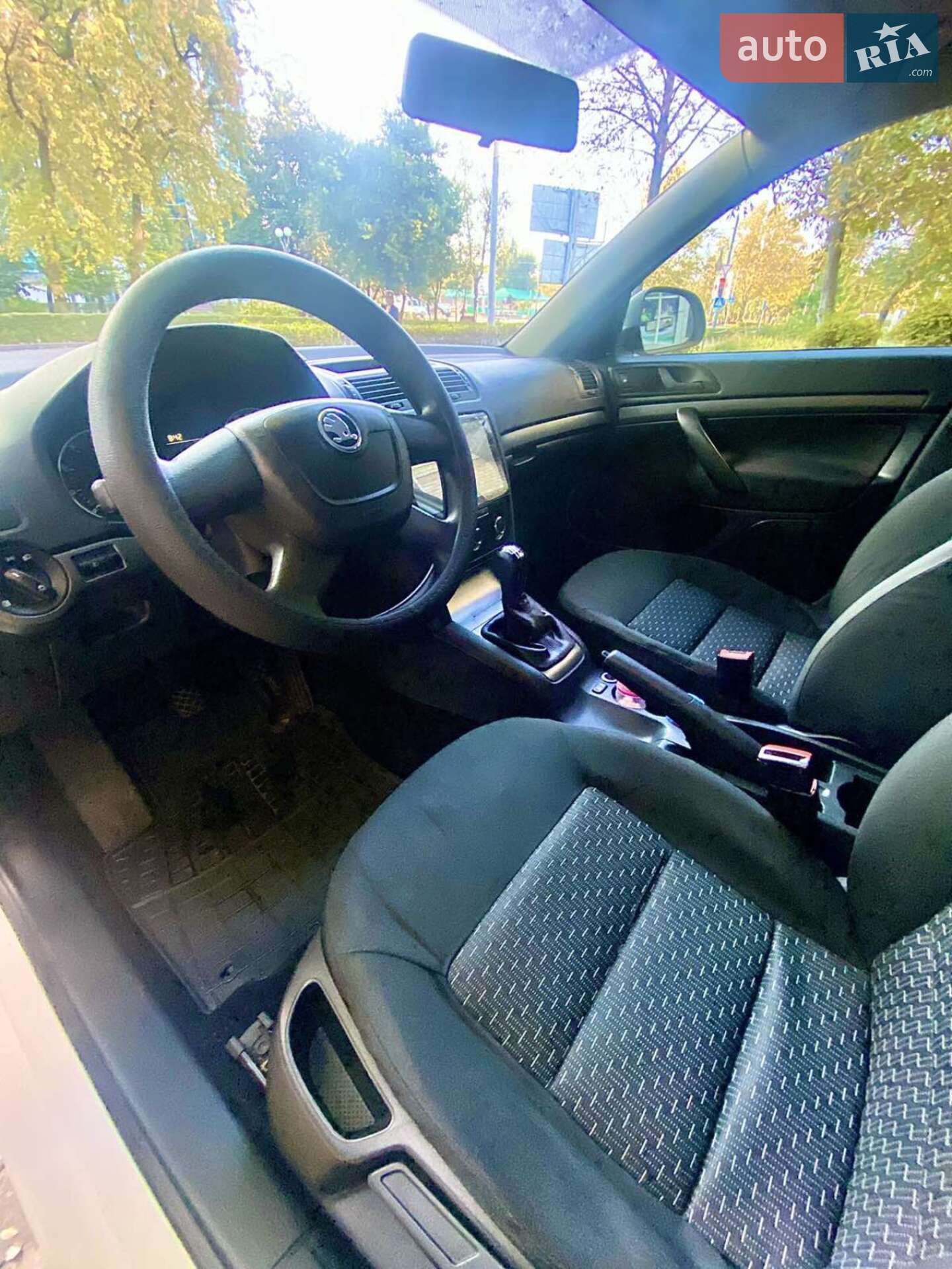 Skoda Octavia 2010 VIN TMBDX21Z9B8006843 фото оголошення 13 з 19