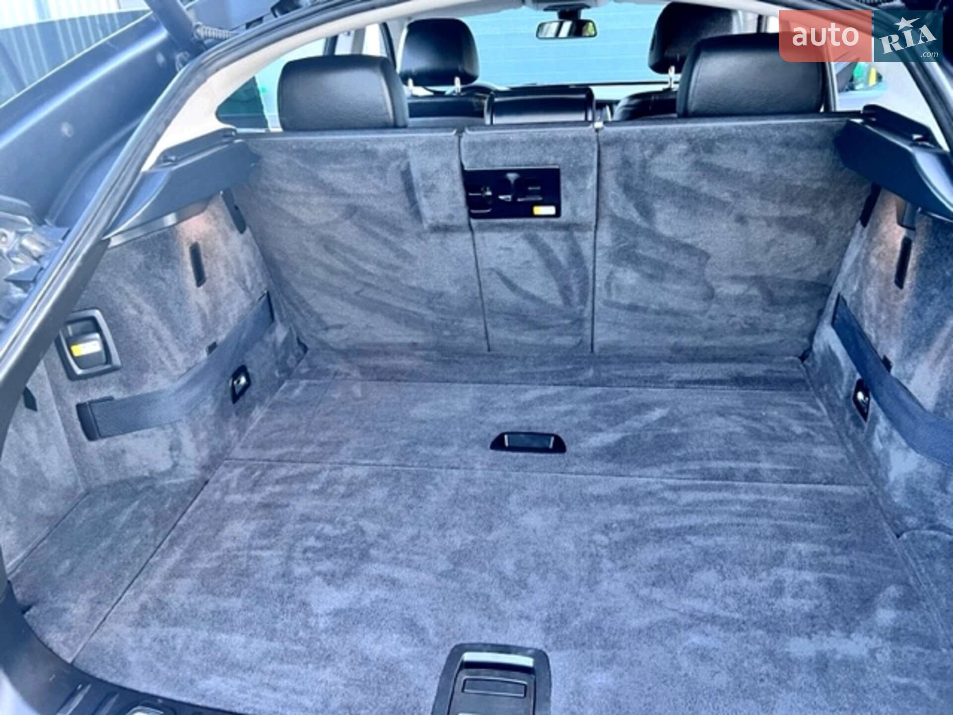 BMW 5 Series GT 2015 VIN WBA5N21040D497951 фото оголошення 31 з 39