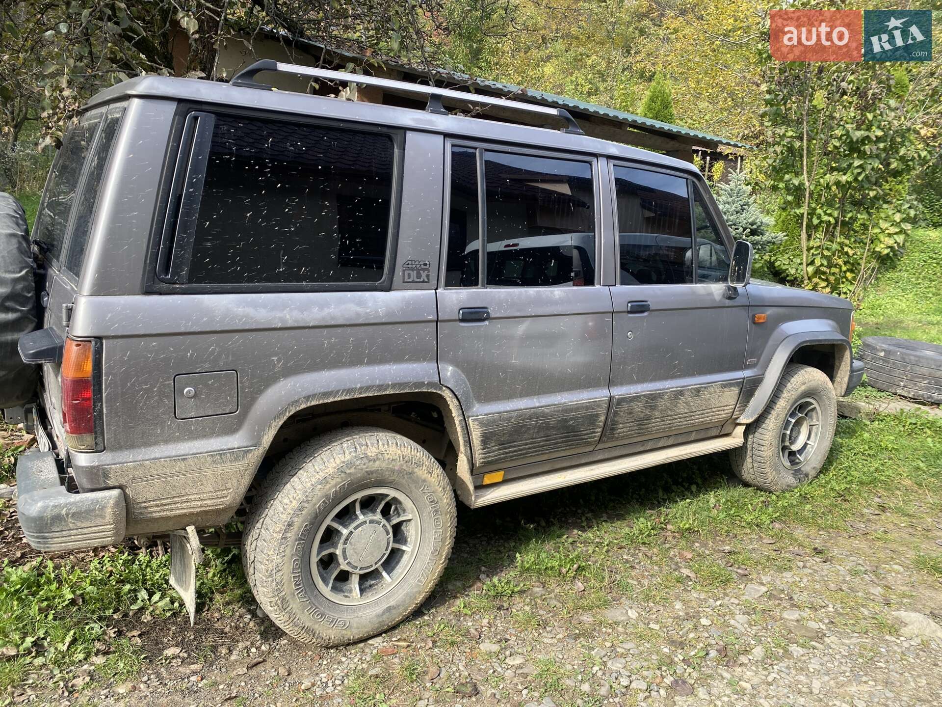 Isuzu Trooper 1988 VIN JACUBS17FJ7107126 фото оголошення 2 з 10