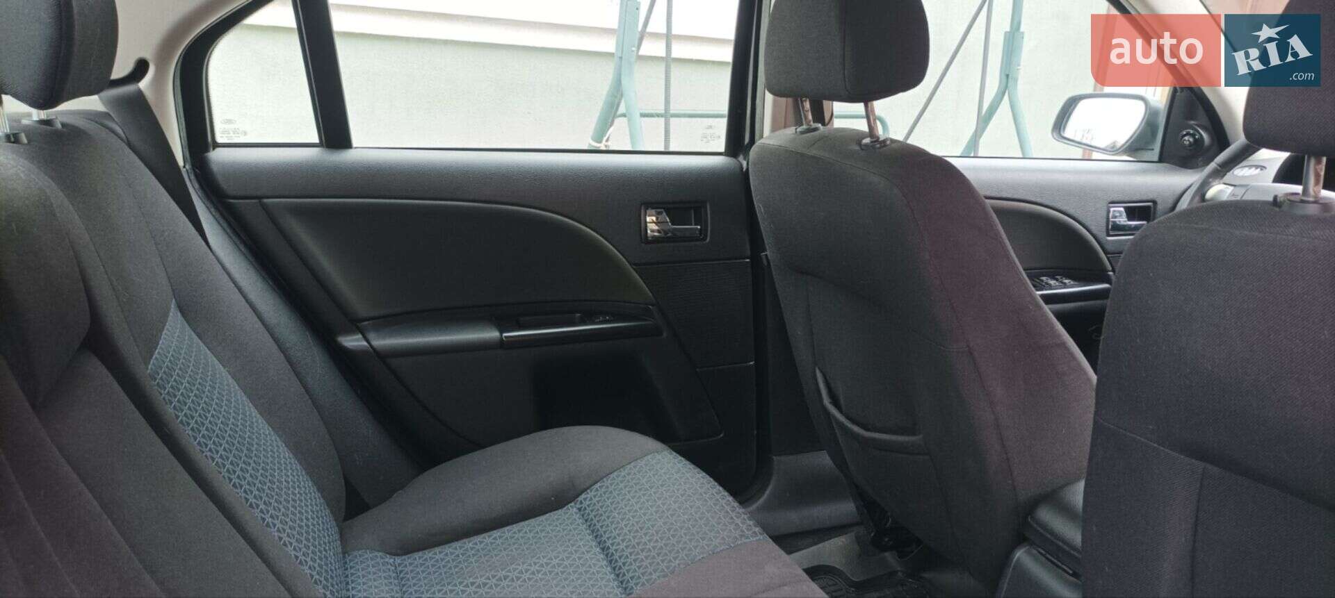 Ford Mondeo 2006 VIN WF04XXGBB46T85334 фото оголошення 12 з 15