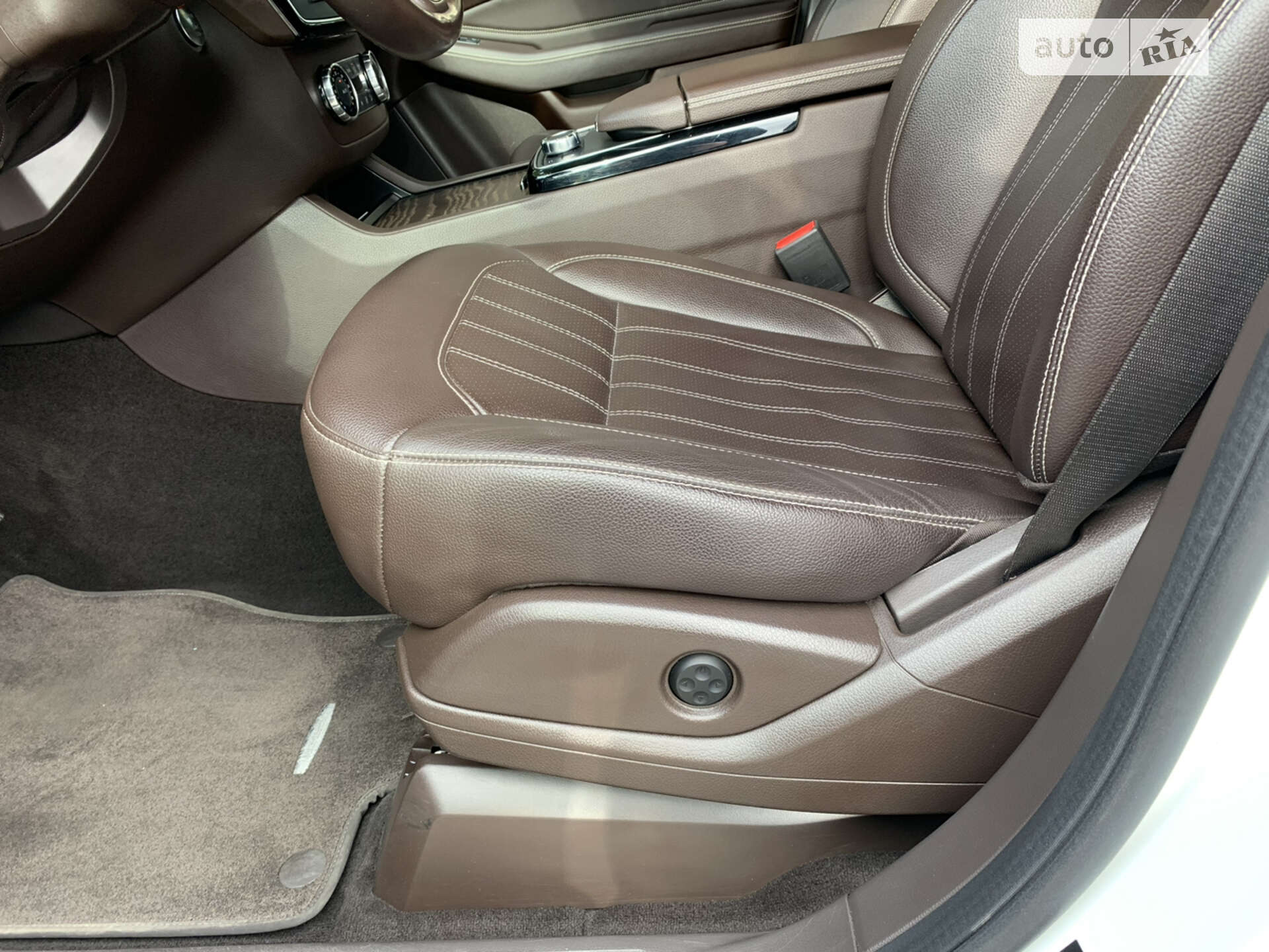 Mercedes-Benz GLE-Class 2018 VIN WDC1660041B216549 фото оголошення 22 з 43