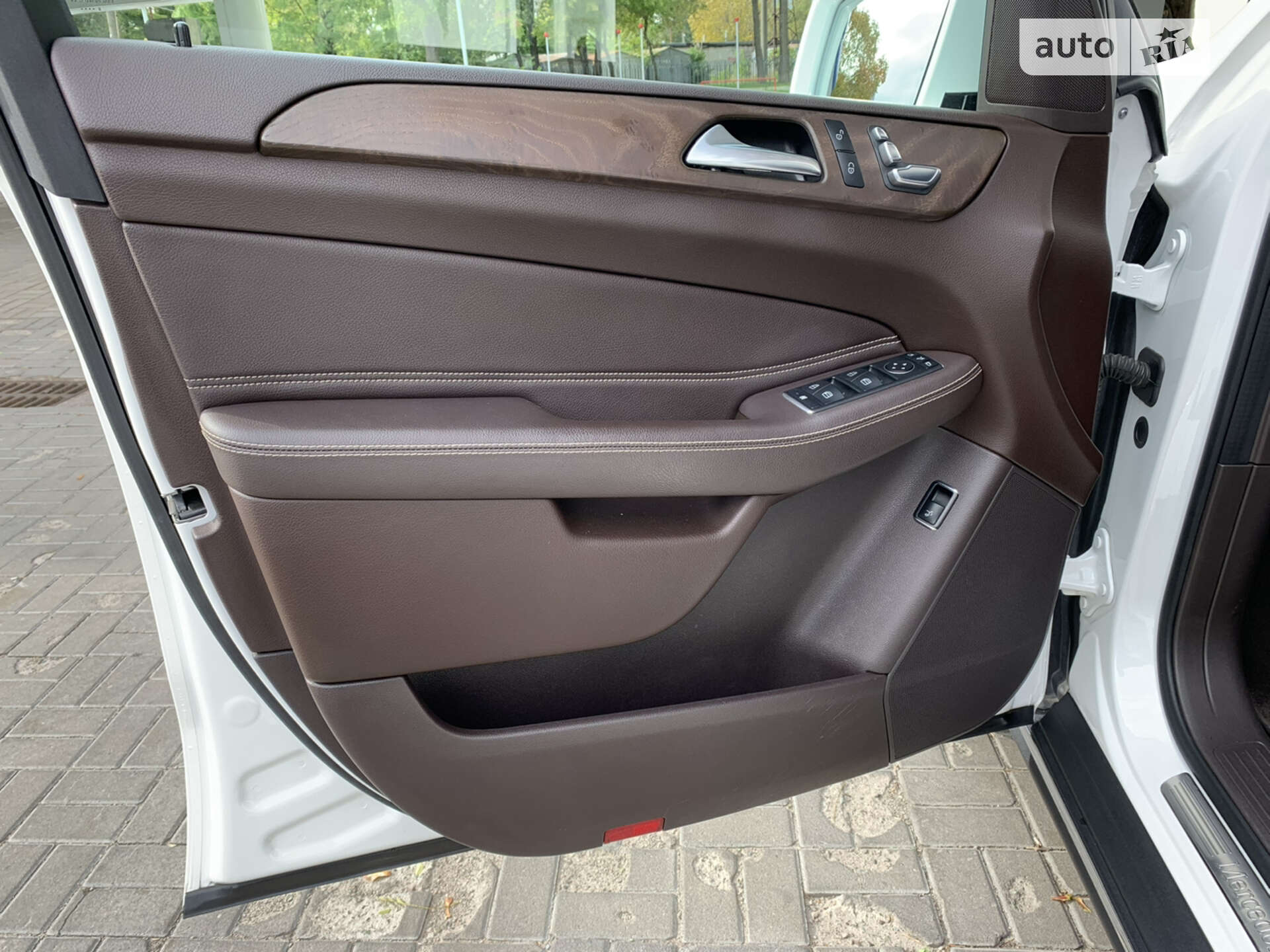 Mercedes-Benz GLE-Class 2018 VIN WDC1660041B216549 фото оголошення 34 з 43