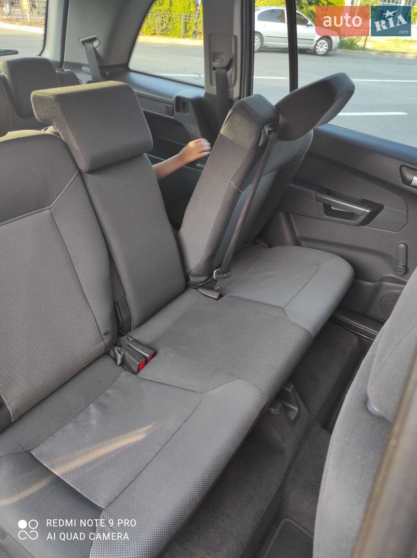 Opel Zafira 2010 VIN W0L0AHM75B2001541 фото оголошення 2 з 16