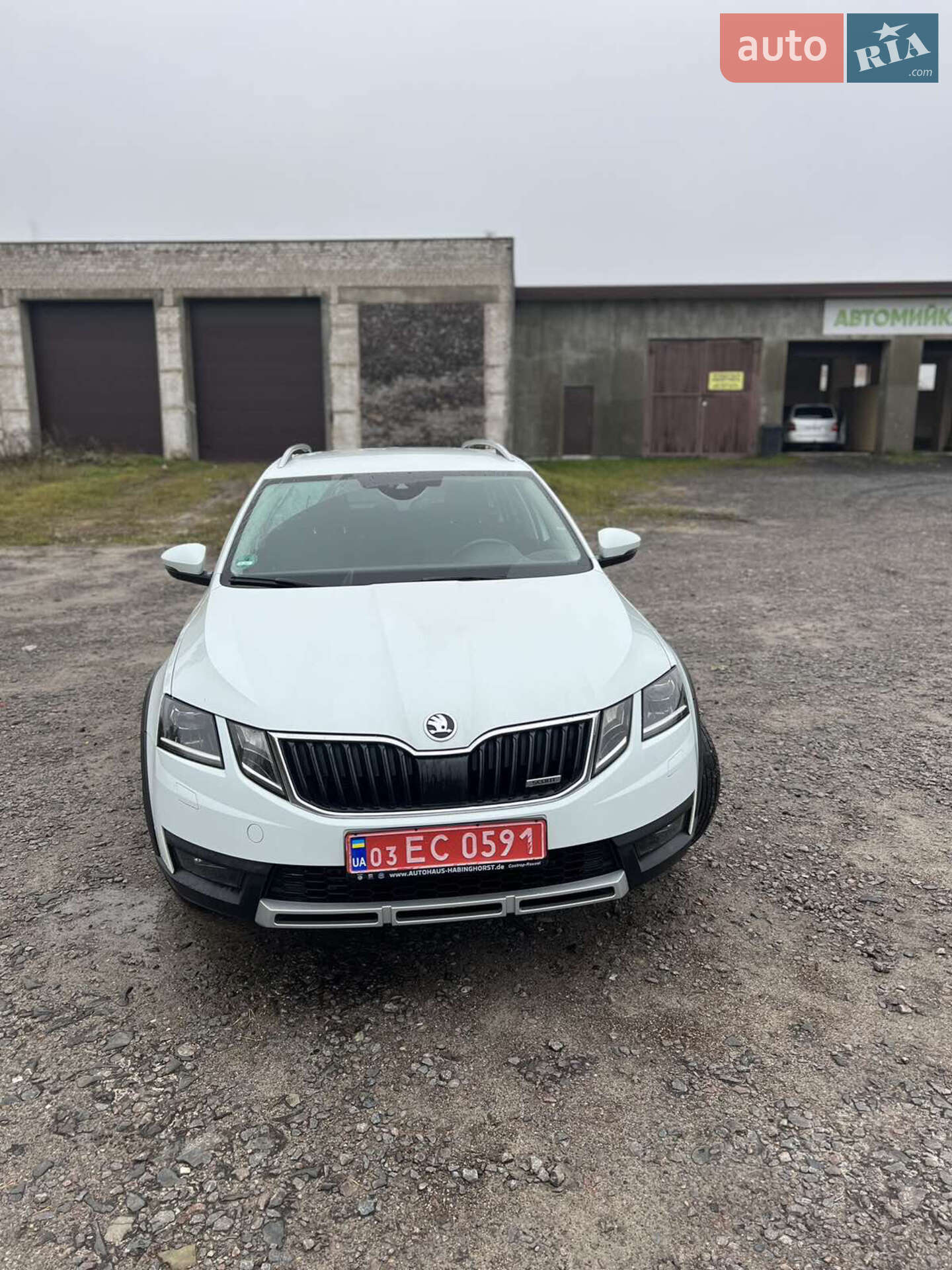 Skoda Octavia Scout 2019 VIN TMBLJ7NE9K0178340 фото оголошення 2 з 25