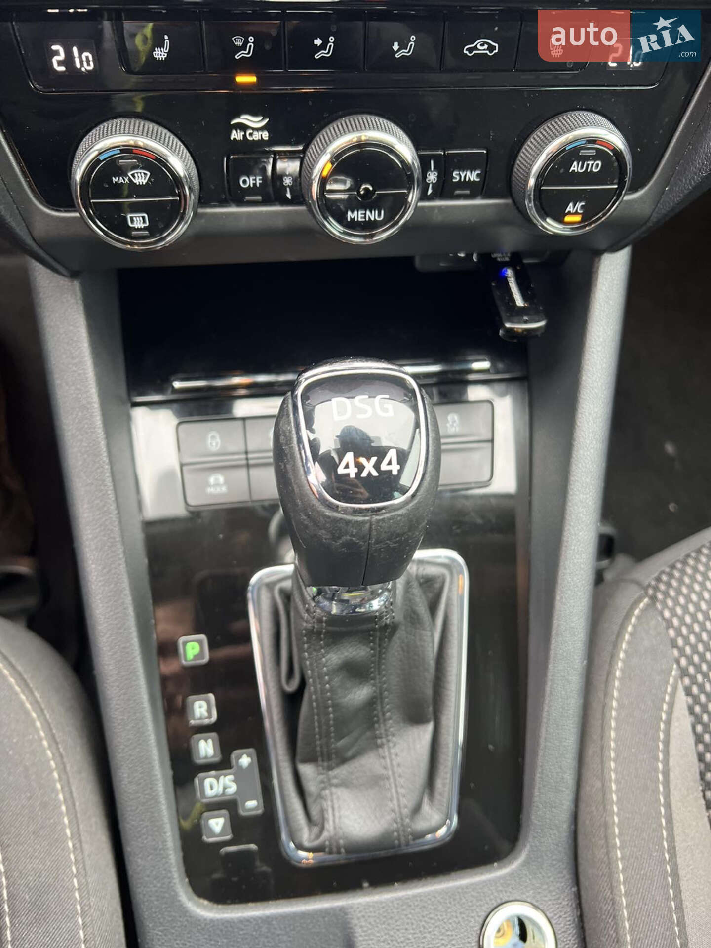 Skoda Octavia Scout 2019 VIN TMBLJ7NE9K0178340 фото оголошення 18 з 25