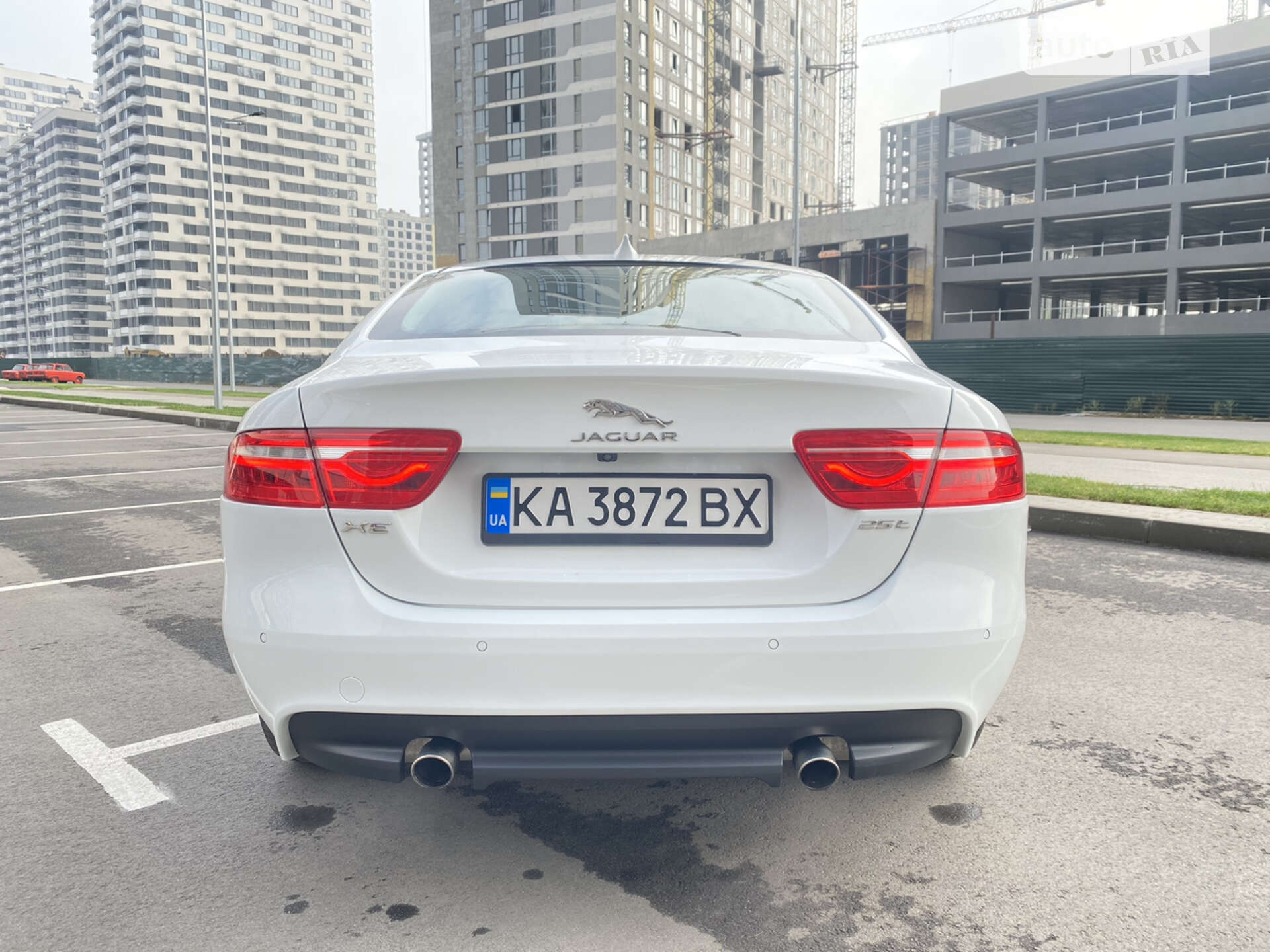 Jaguar XE 2019 VIN SAJAD4FX3KCP53450 фото оголошення 2 з 10