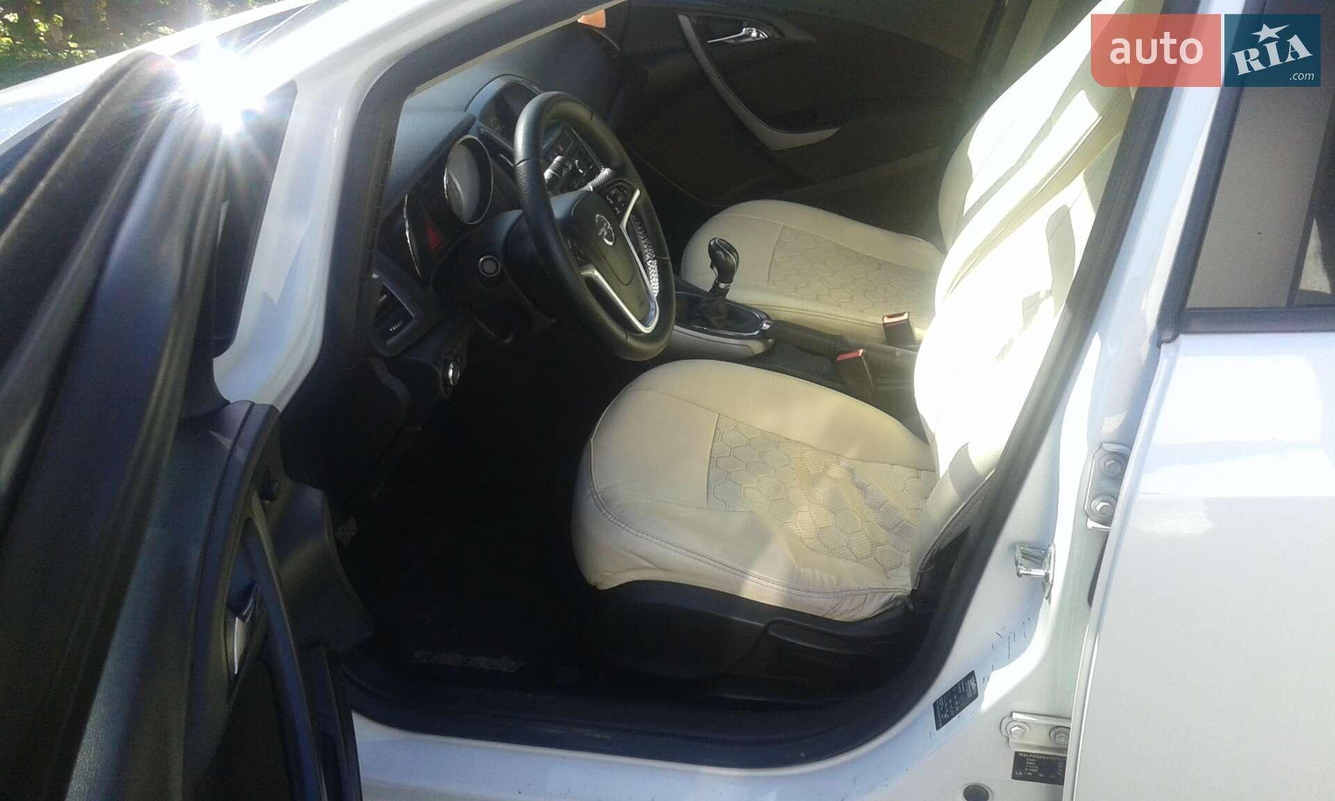 Opel Astra 2014 VIN W0LPD8E64F8001174 фото оголошення 9 з 17