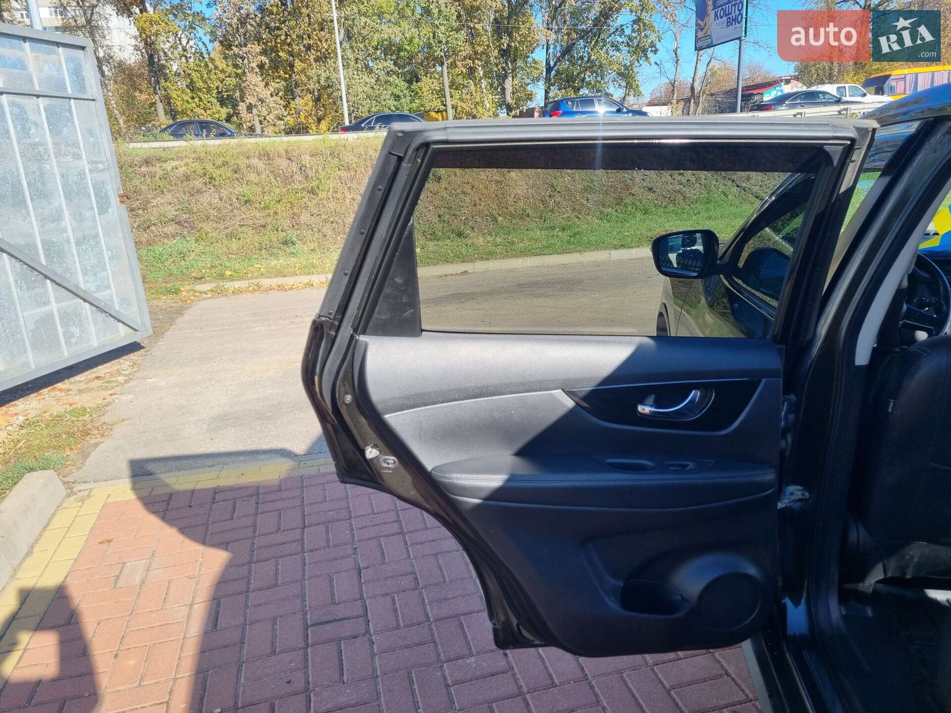 Nissan X-Trail 2018 VIN JN1TCAT32U0117761 фото оголошення 15 з 26