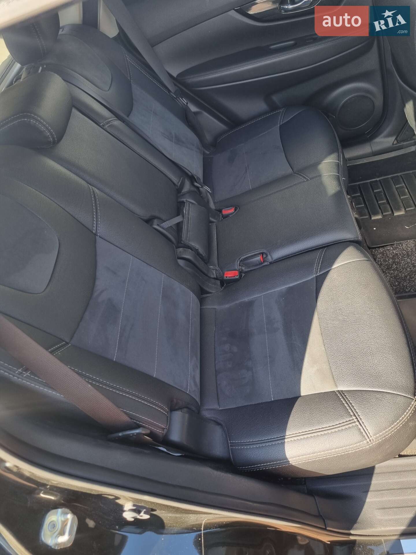 Nissan X-Trail 2018 VIN JN1TCAT32U0117761 фото оголошення 16 з 26