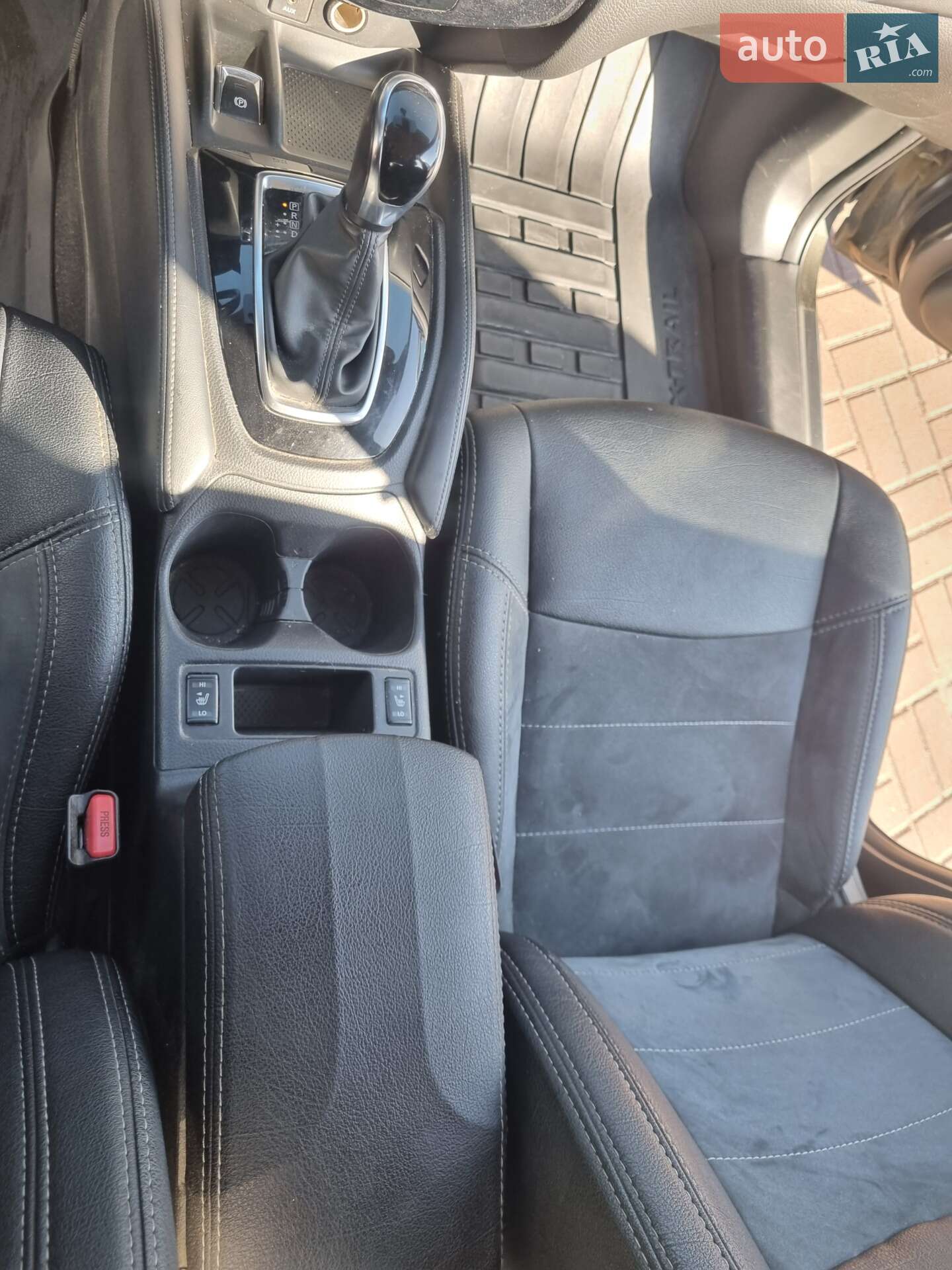 Nissan X-Trail 2018 VIN JN1TCAT32U0117761 фото оголошення 25 з 26