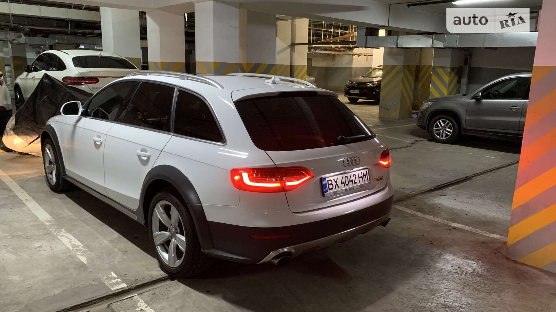 Audi A4 Allroad 2015 VIN WA1UFAFL2GA012642 фото оголошення 8 з 16