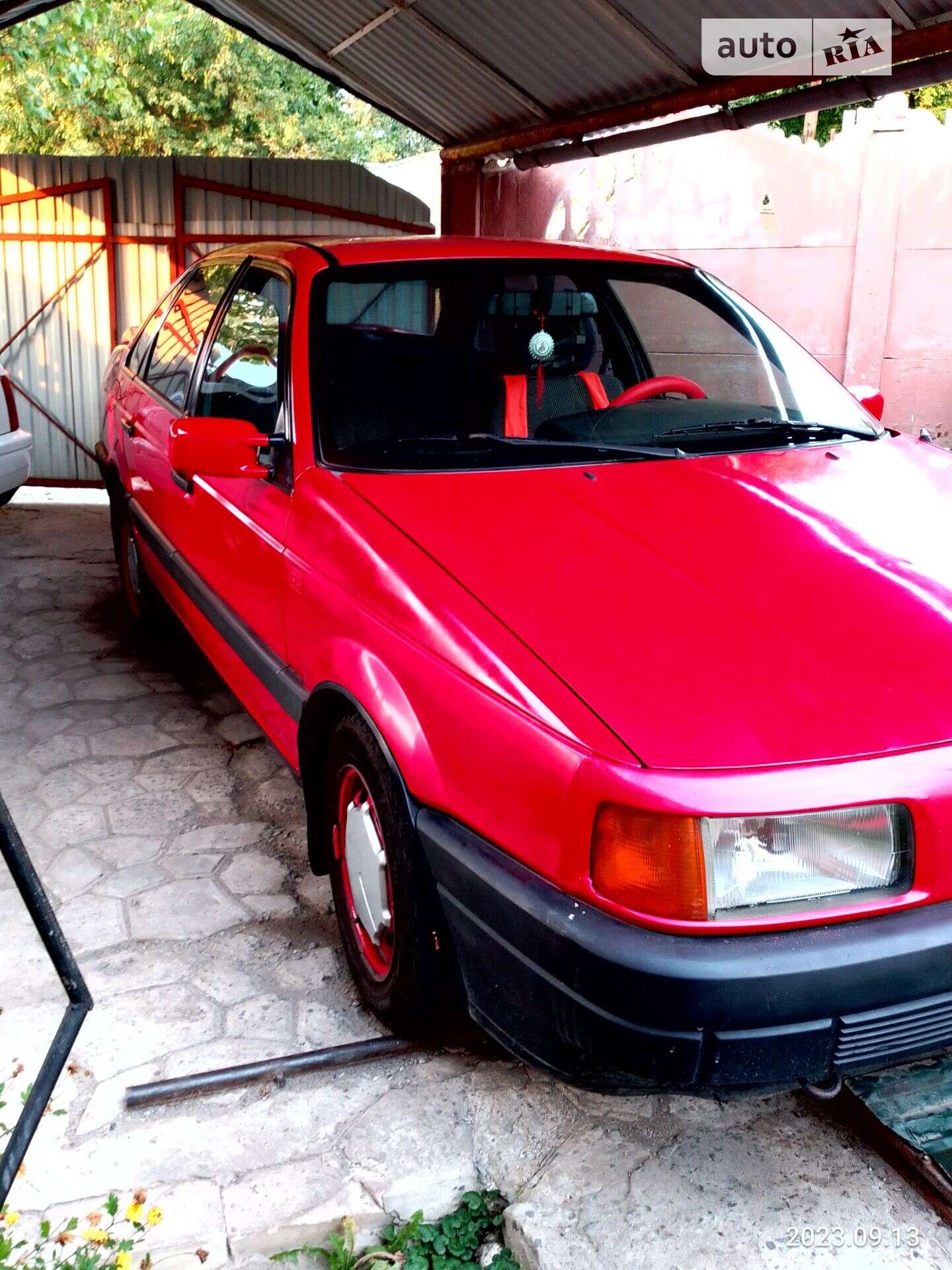Volkswagen Passat 1990 VIN WVWZZZ31ZLB051067 фото оголошення 2 з 20